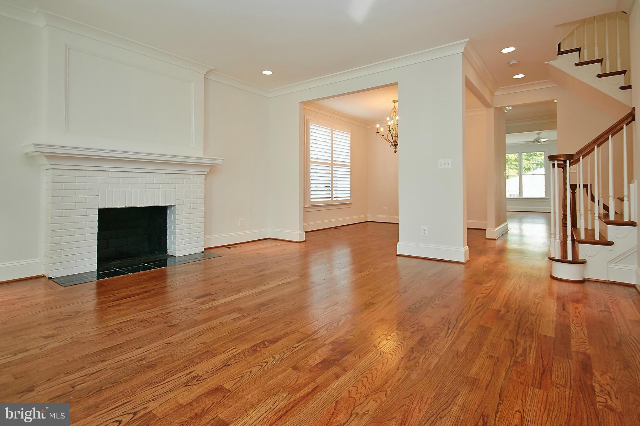 CLARENDON - Residential