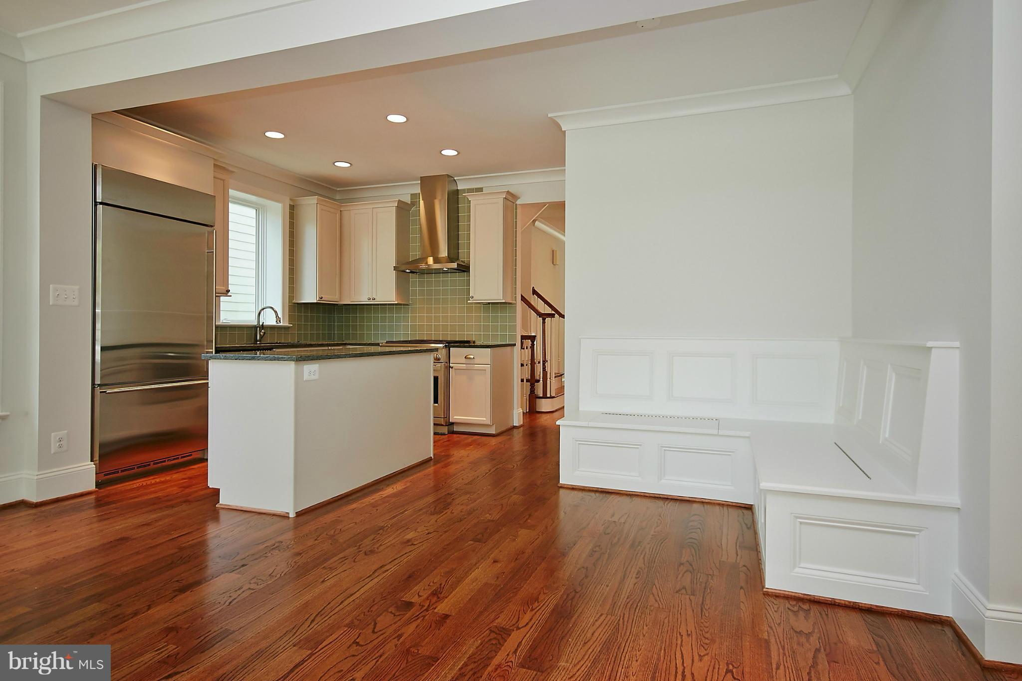 CLARENDON - Residential