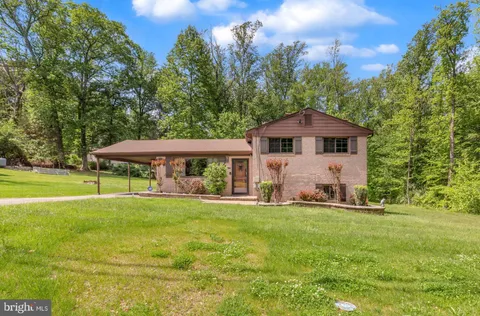 7509 Glade Drive, Fort Washington, MD MLS: MDPG2150934