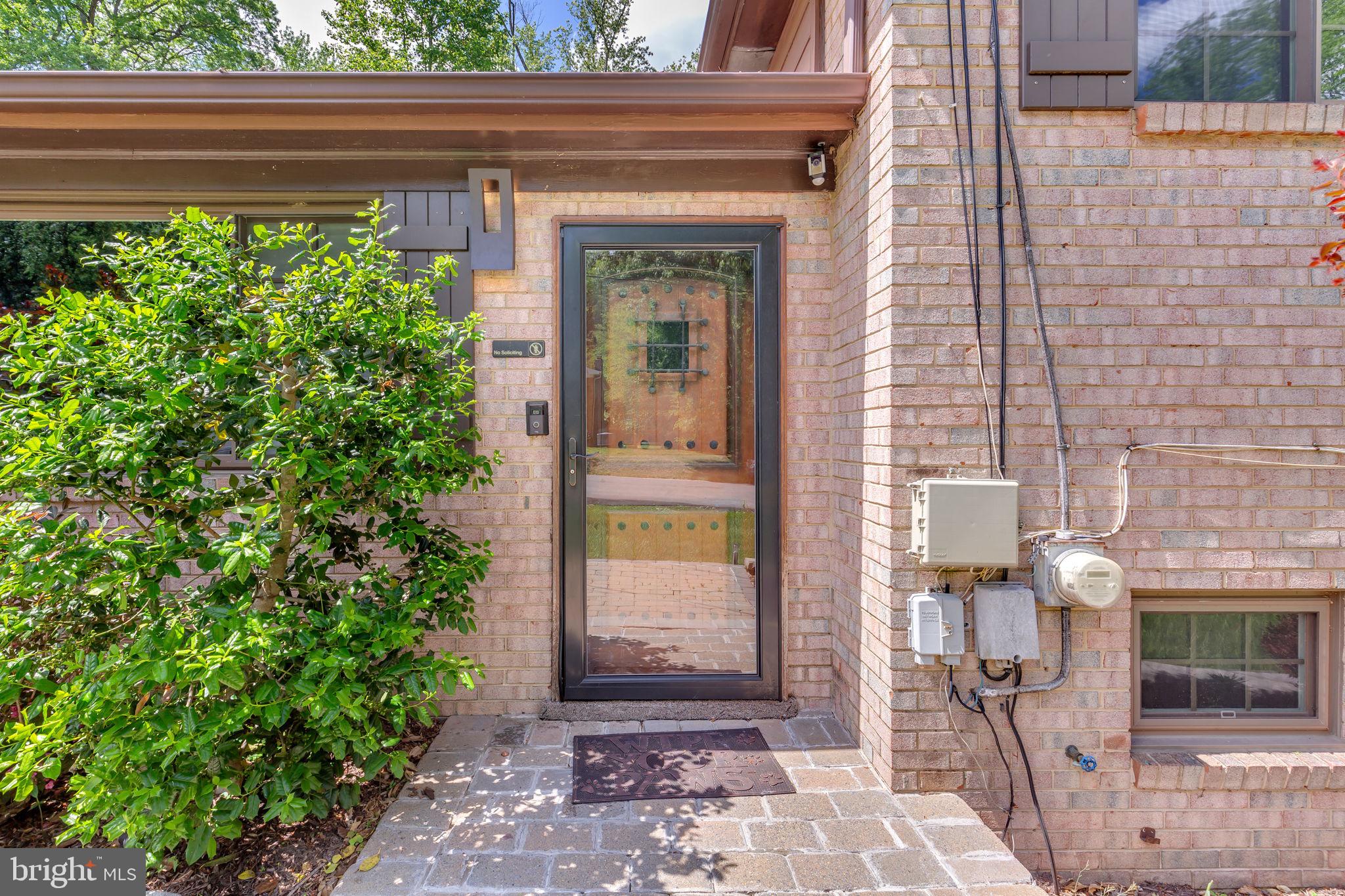 BURTON KNOLLS - Residential