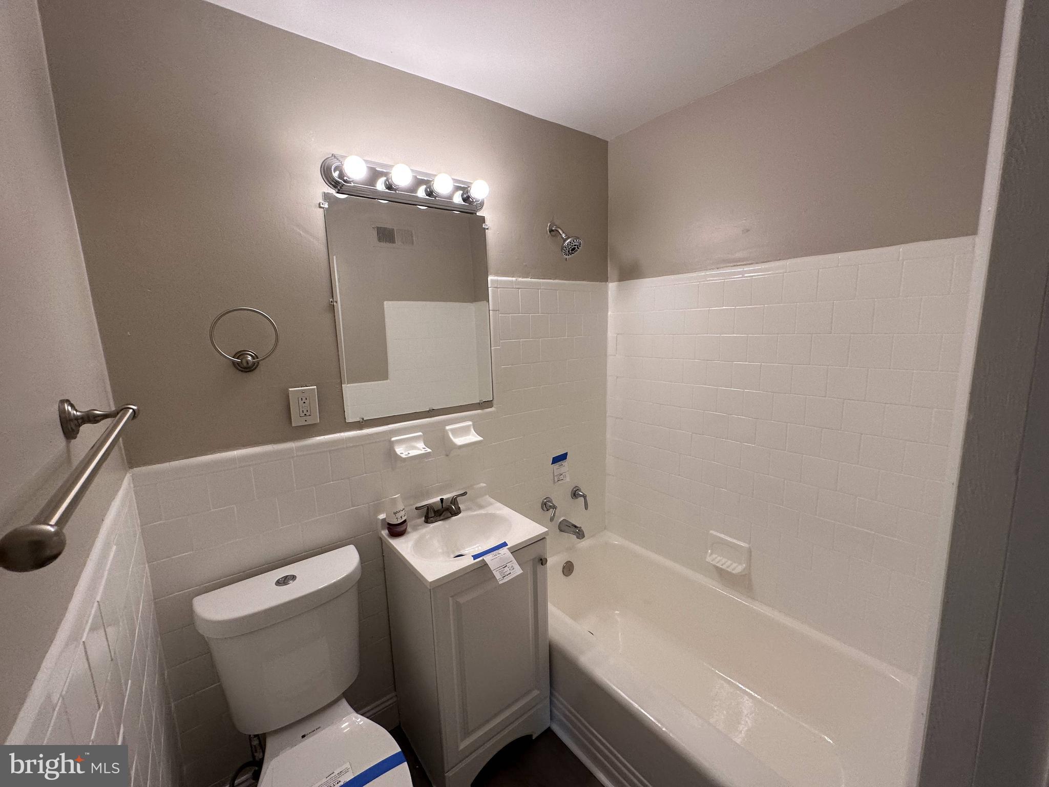 ARLINGTON - Residential