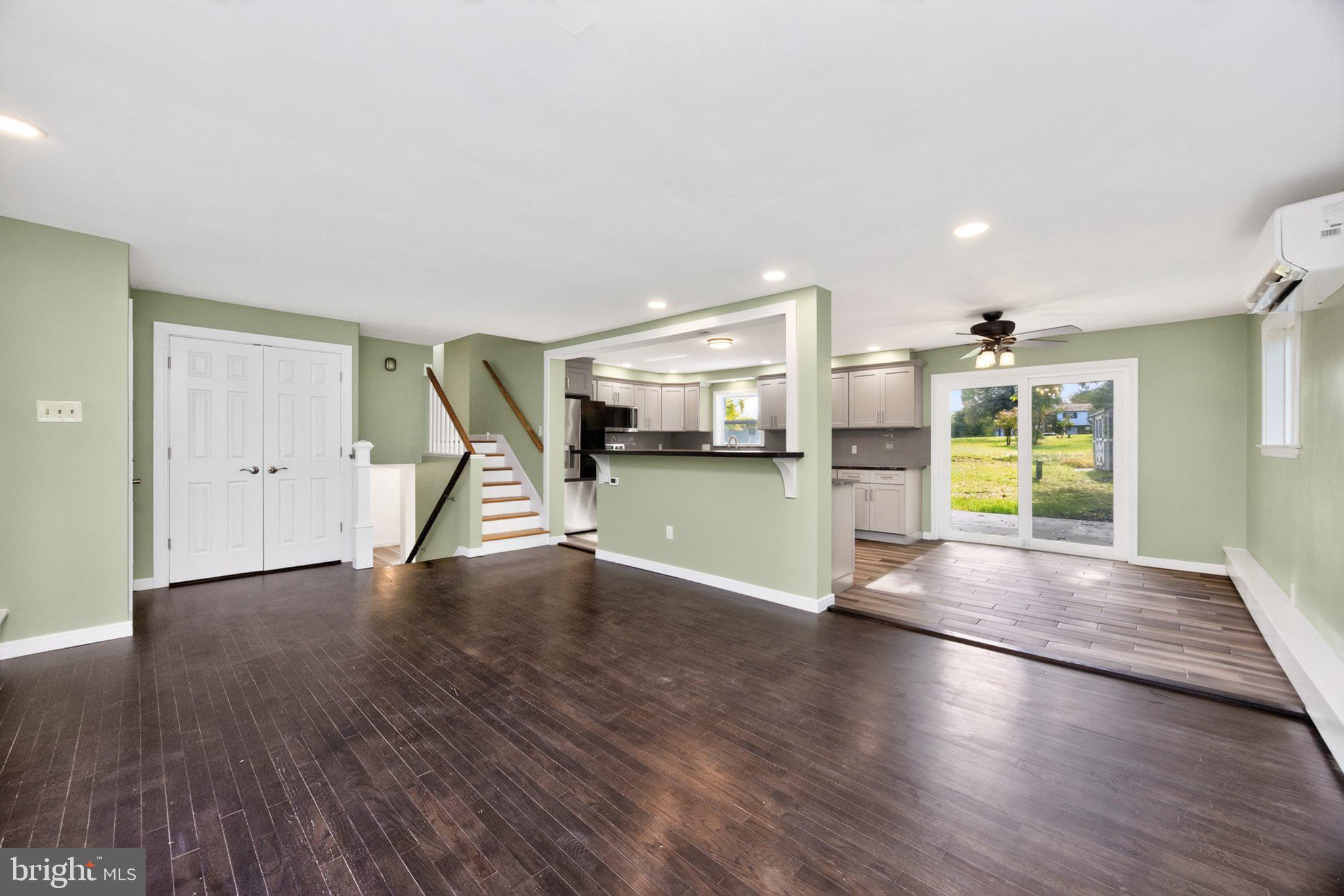 258 E MOYER ROAD