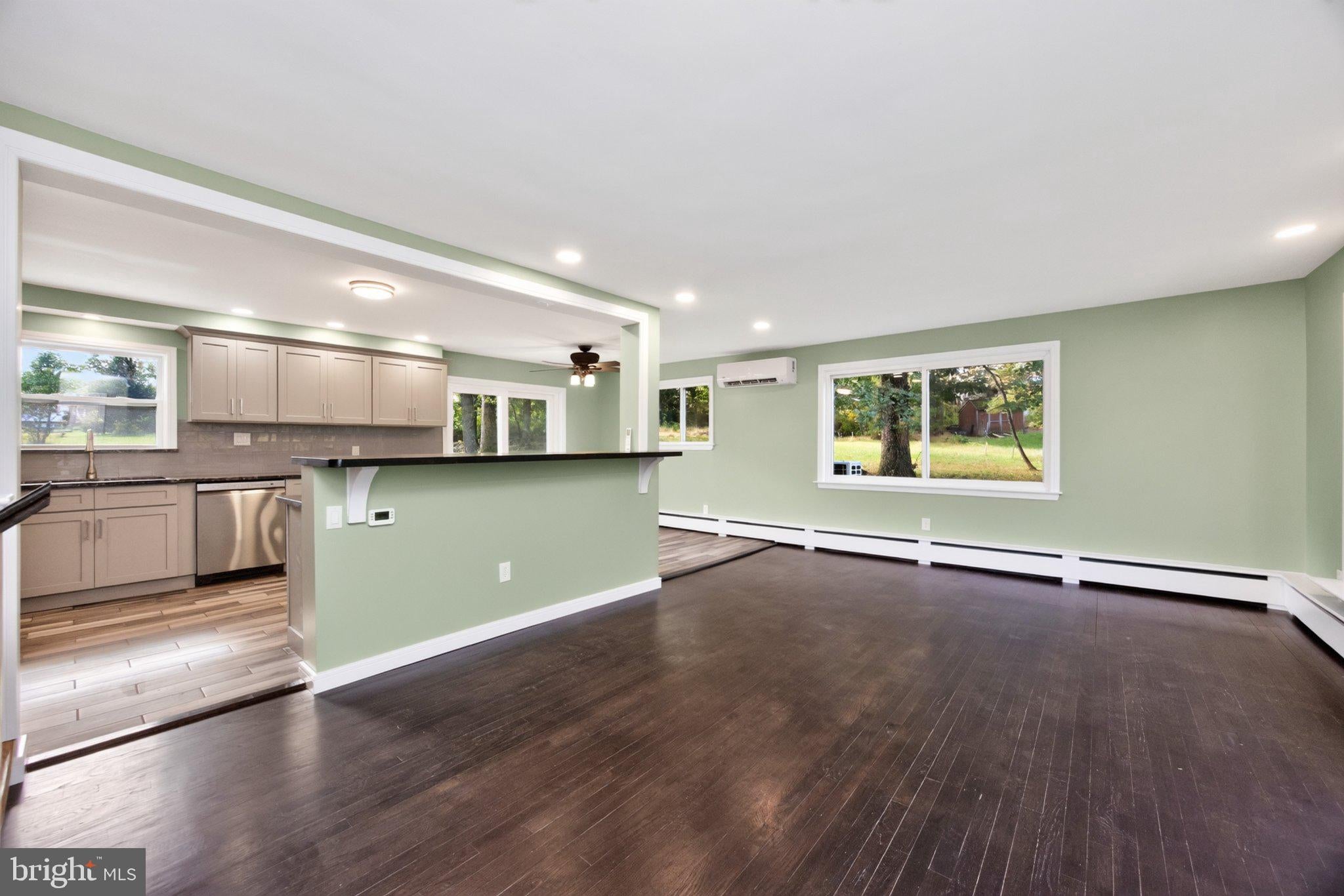 258 E MOYER ROAD