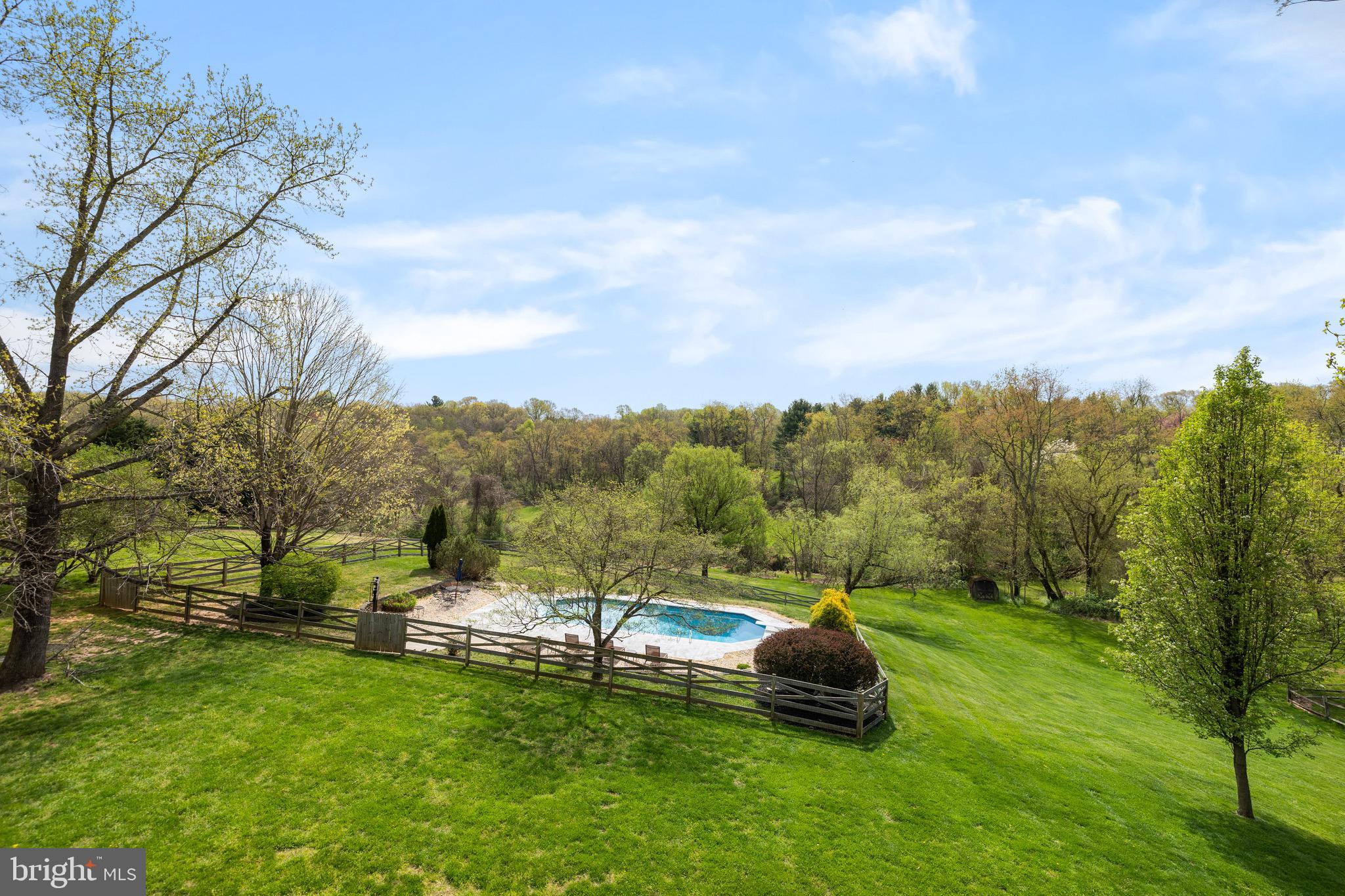 HUNTRIDGE NORTH - Residential