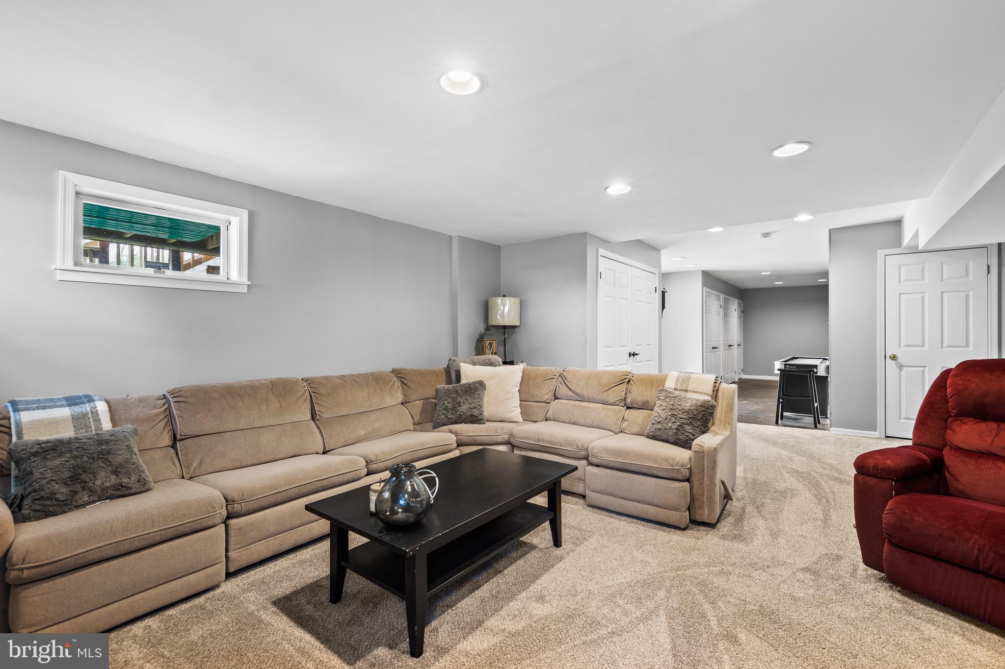 HUNTRIDGE NORTH - Residential