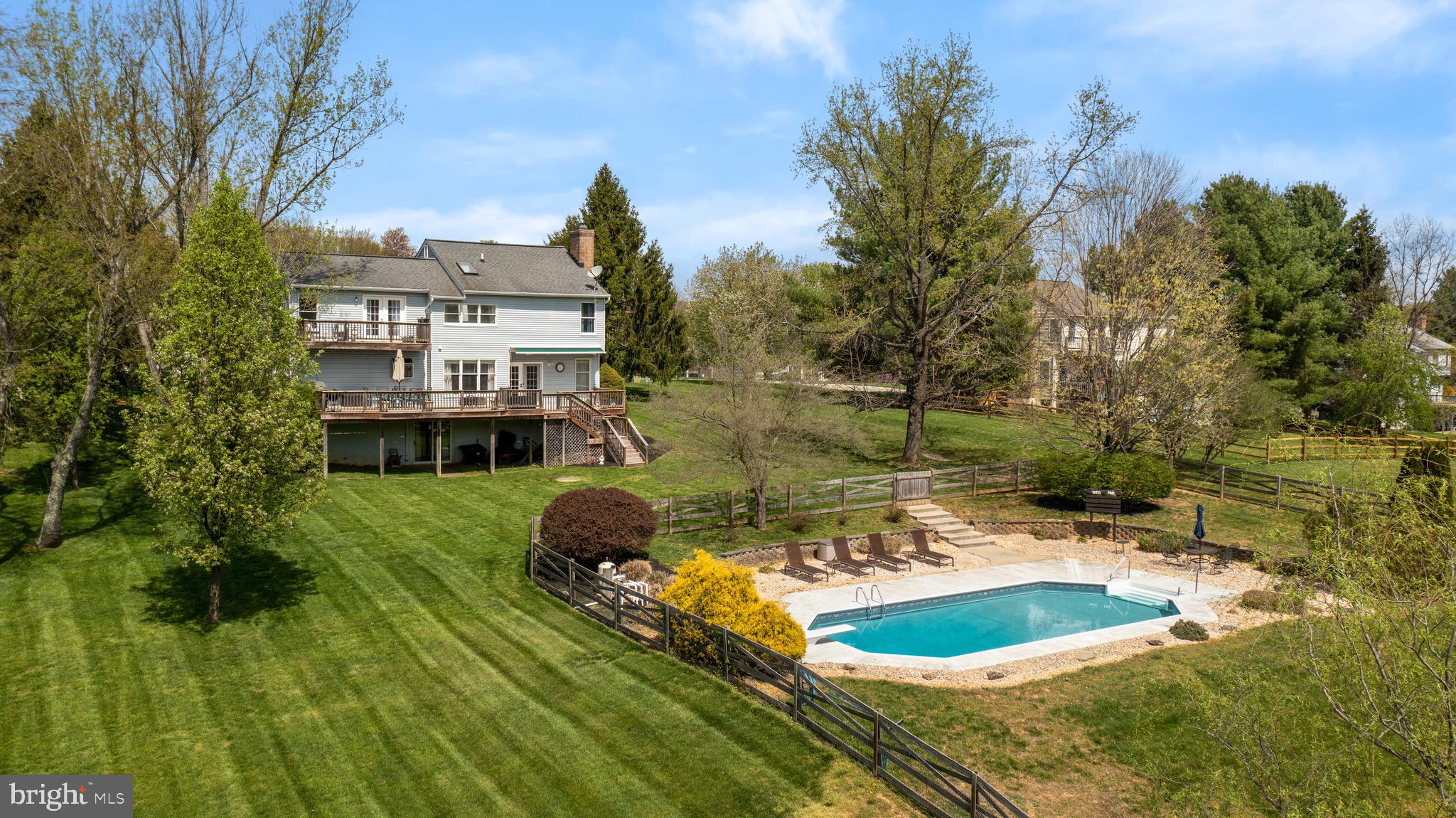 HUNTRIDGE NORTH - Residential