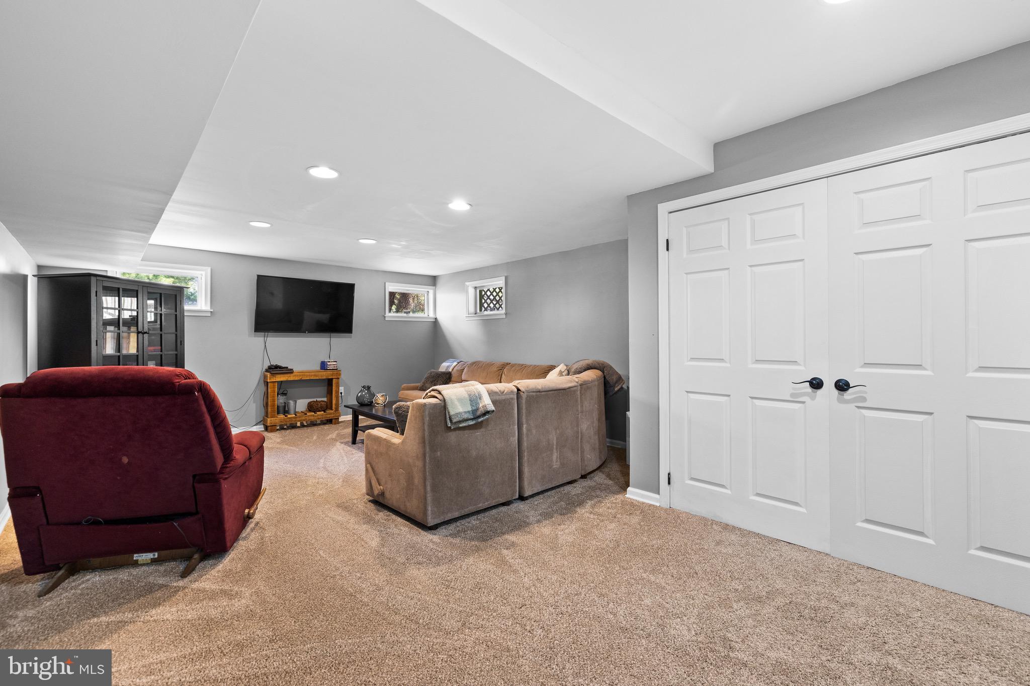 HUNTRIDGE NORTH - Residential