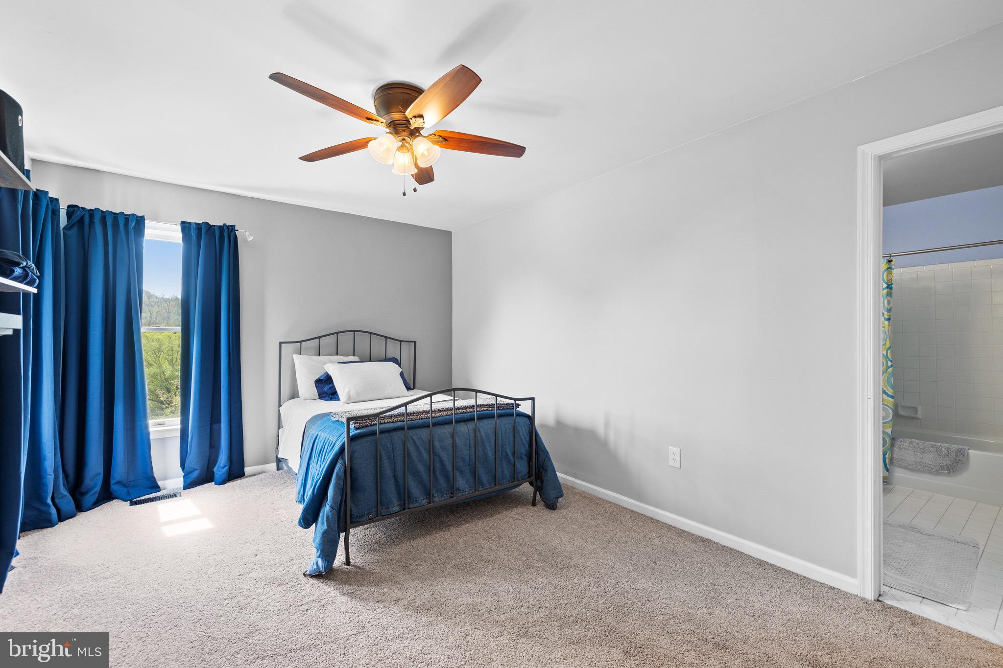 HUNTRIDGE NORTH - Residential