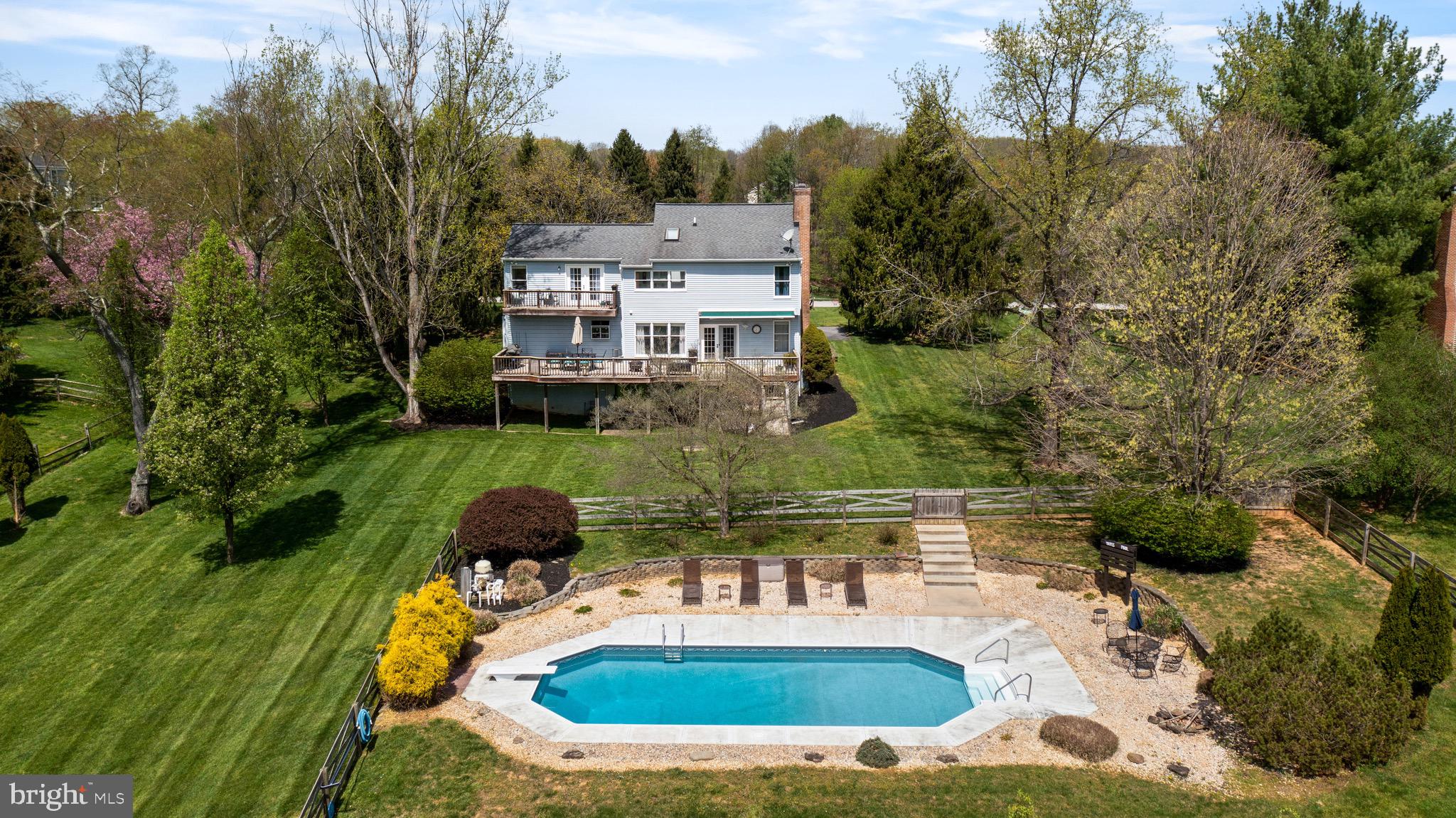 HUNTRIDGE NORTH - Residential