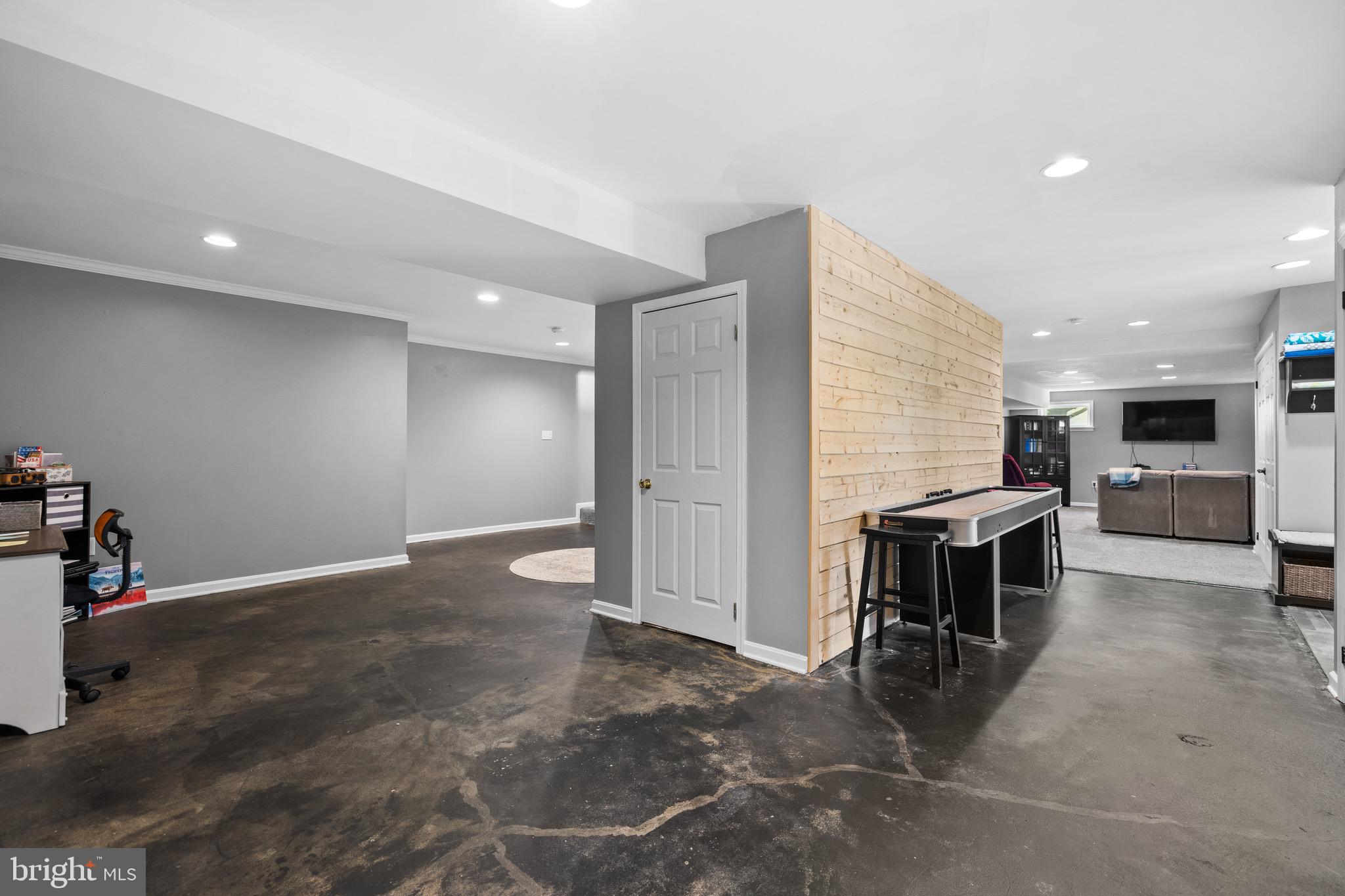 HUNTRIDGE NORTH - Residential