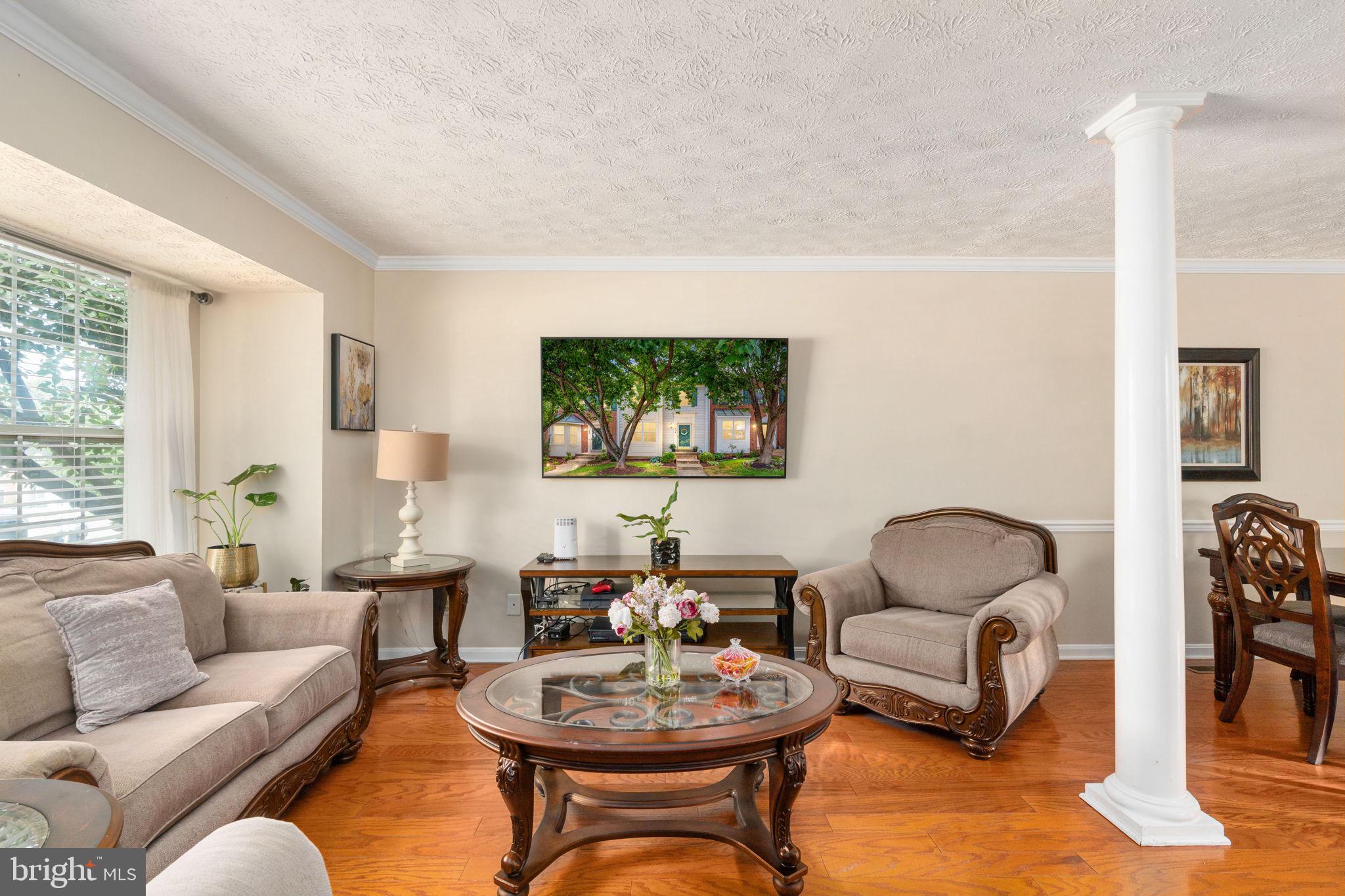 406 ROVER COURT
