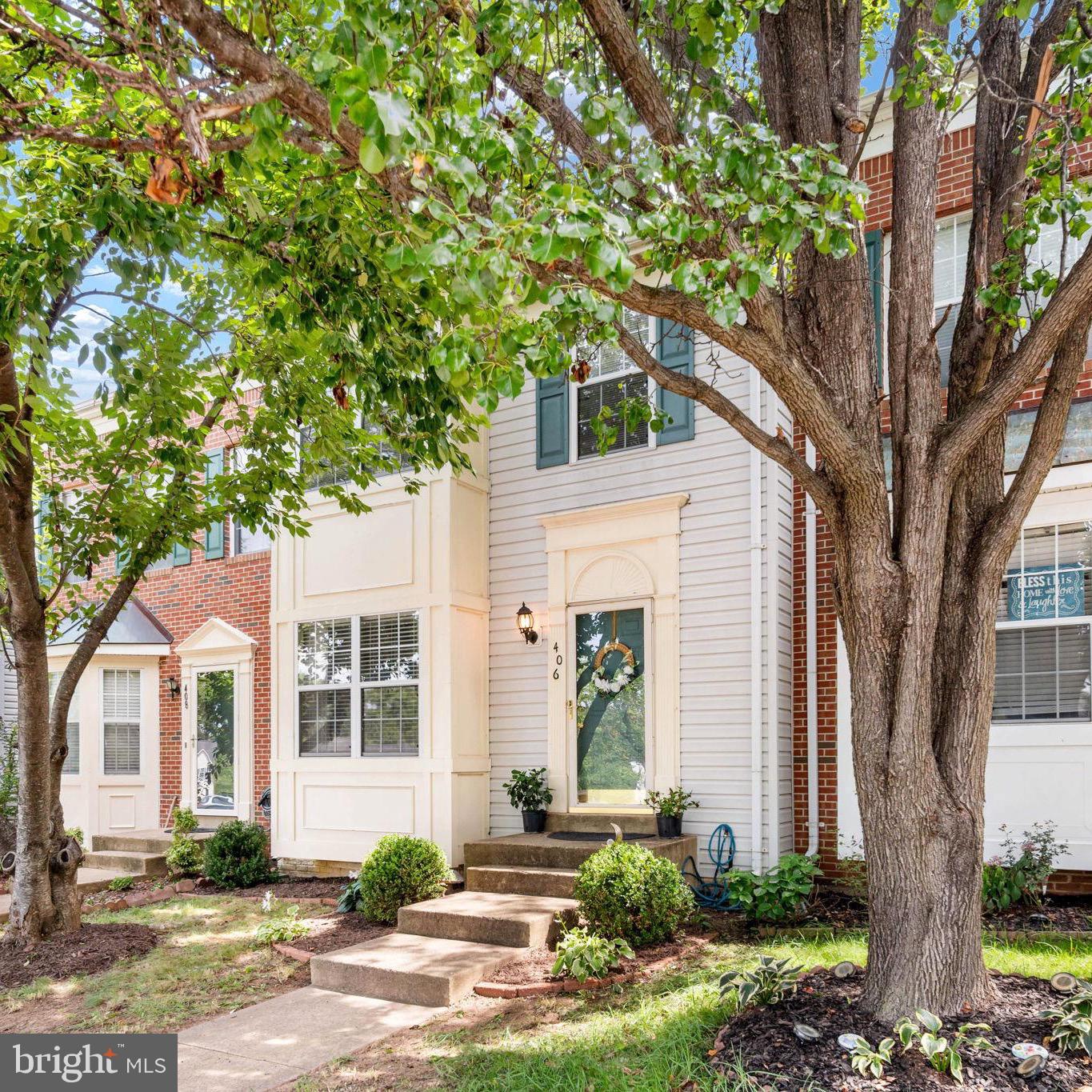 406 ROVER COURT