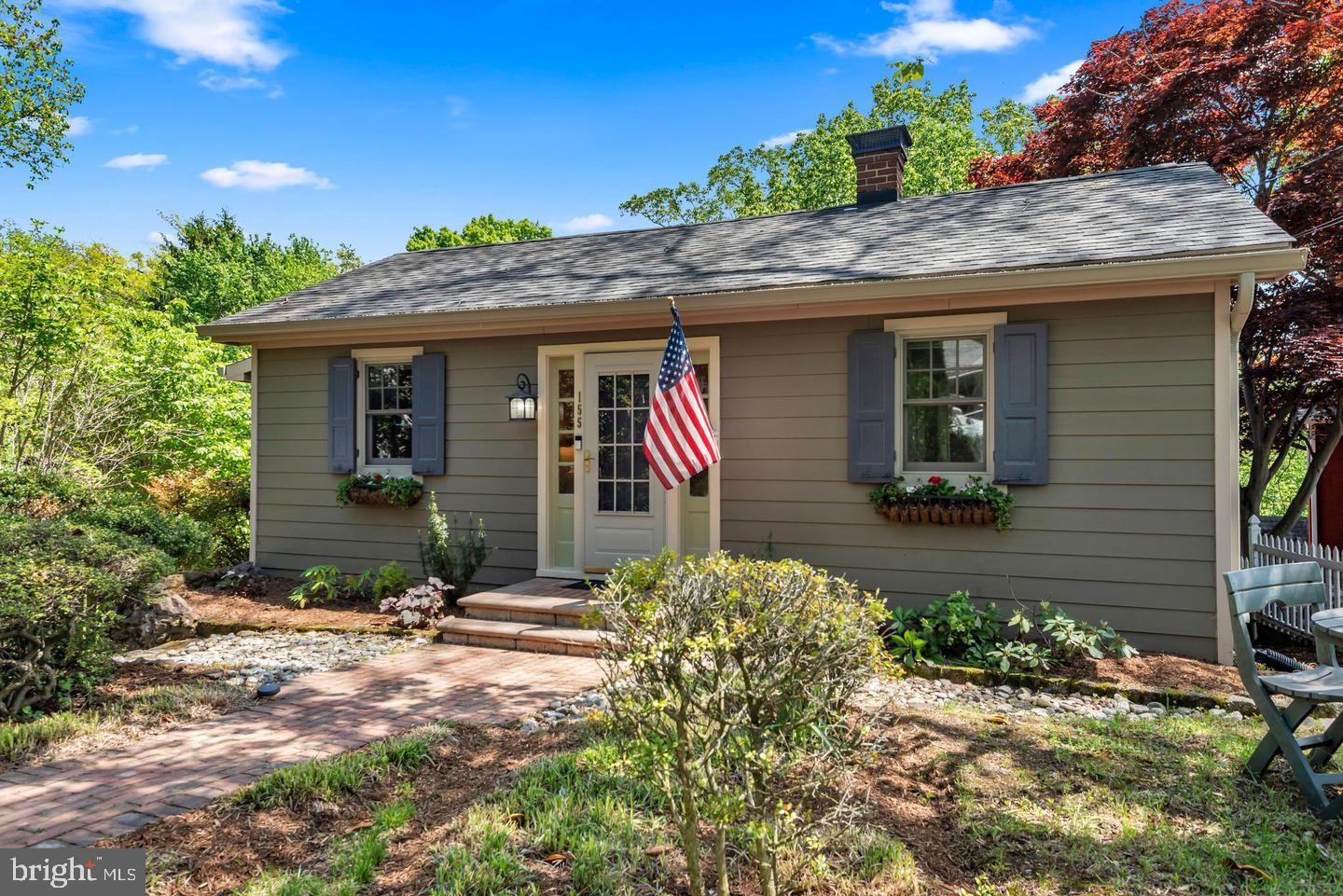 155 RIDGEWAY CIRCLE