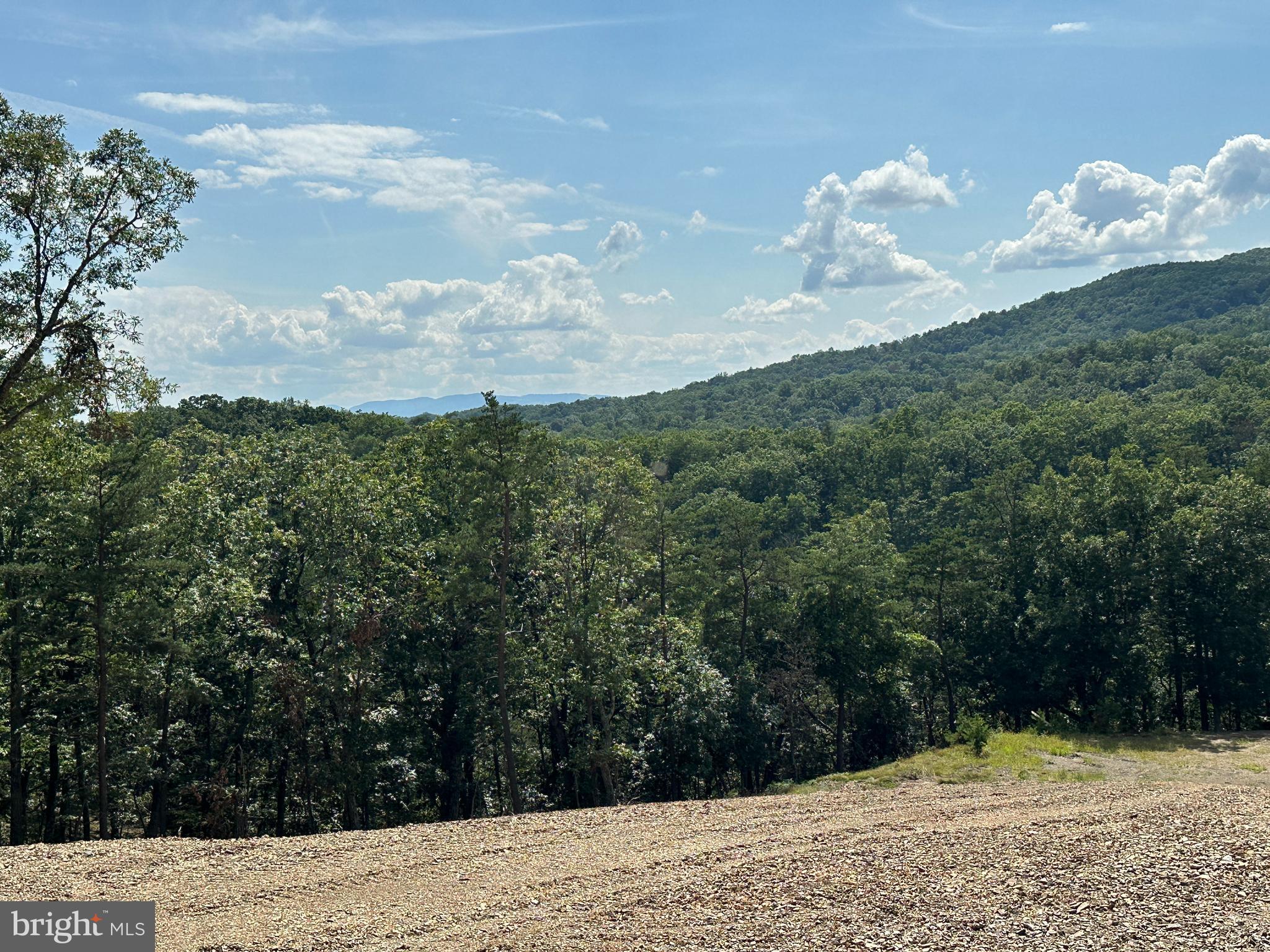 6.56 AC RESIDUE HAMILTON ESTATES