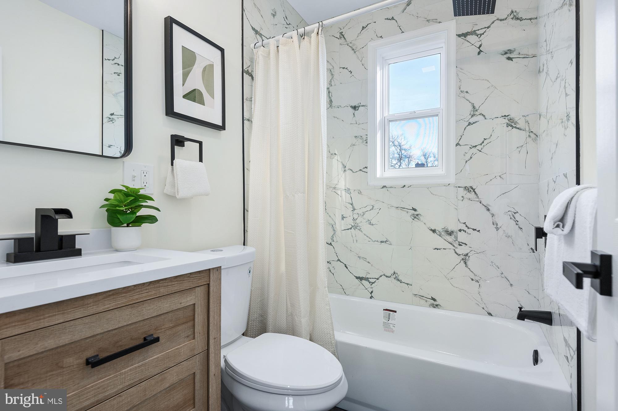 WOOD MANOR - Residential