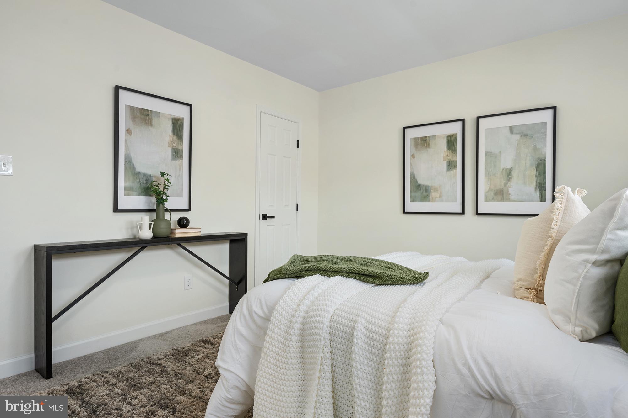 WOOD MANOR - Residential