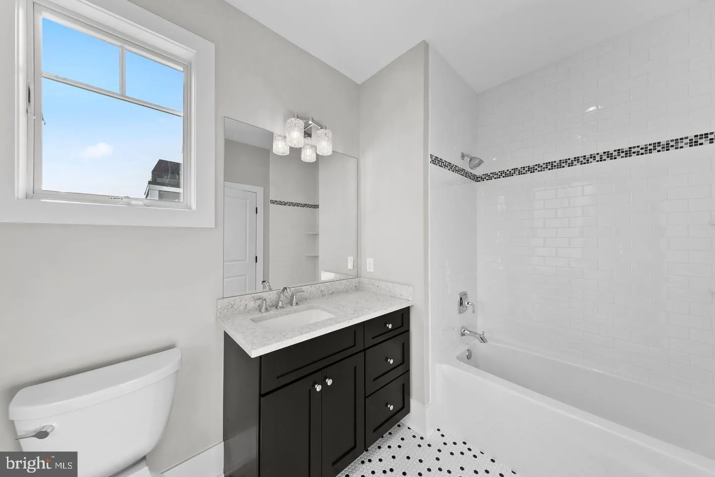 Millsboro, Delaware 19966, United States, 6 Bedrooms Bedrooms, ,6 BathroomsBathrooms,Residential,Pending,25126