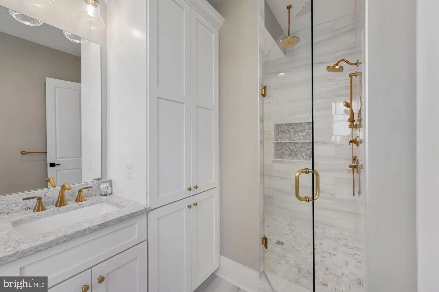 Millsboro, Delaware 19966, United States, 6 Bedrooms Bedrooms, ,6 BathroomsBathrooms,Residential,Pending,25126