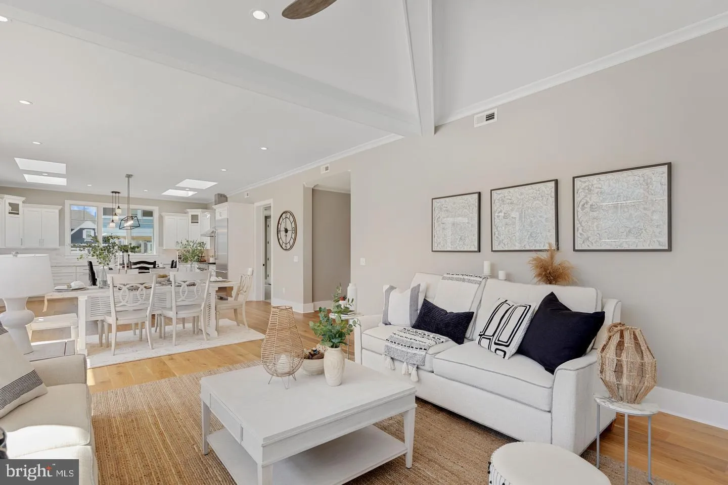 Millsboro, Delaware 19966, United States, 6 Bedrooms Bedrooms, ,6 BathroomsBathrooms,Residential,Pending,25126