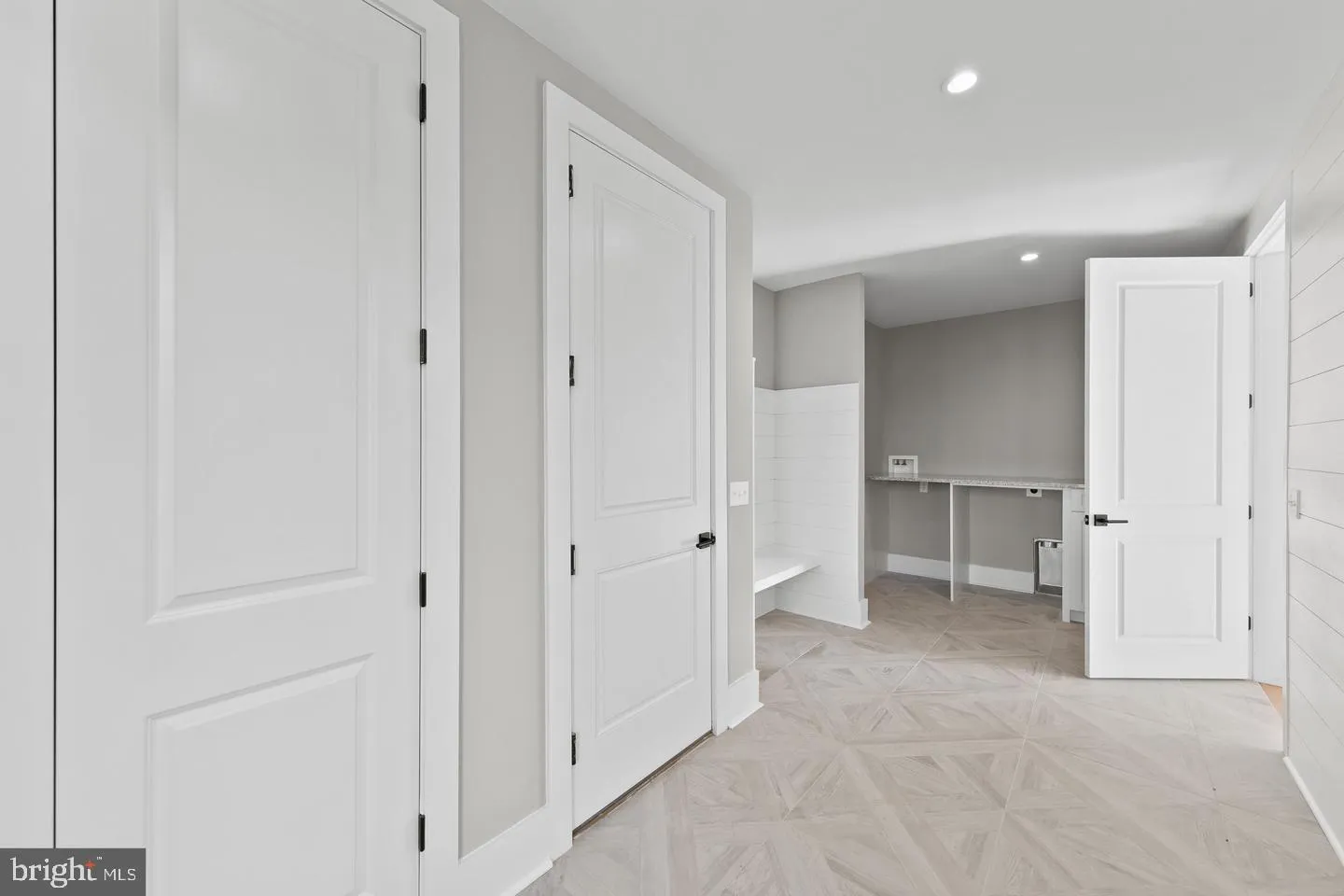 Millsboro, Delaware 19966, United States, 6 Bedrooms Bedrooms, ,6 BathroomsBathrooms,Residential,Pending,25126