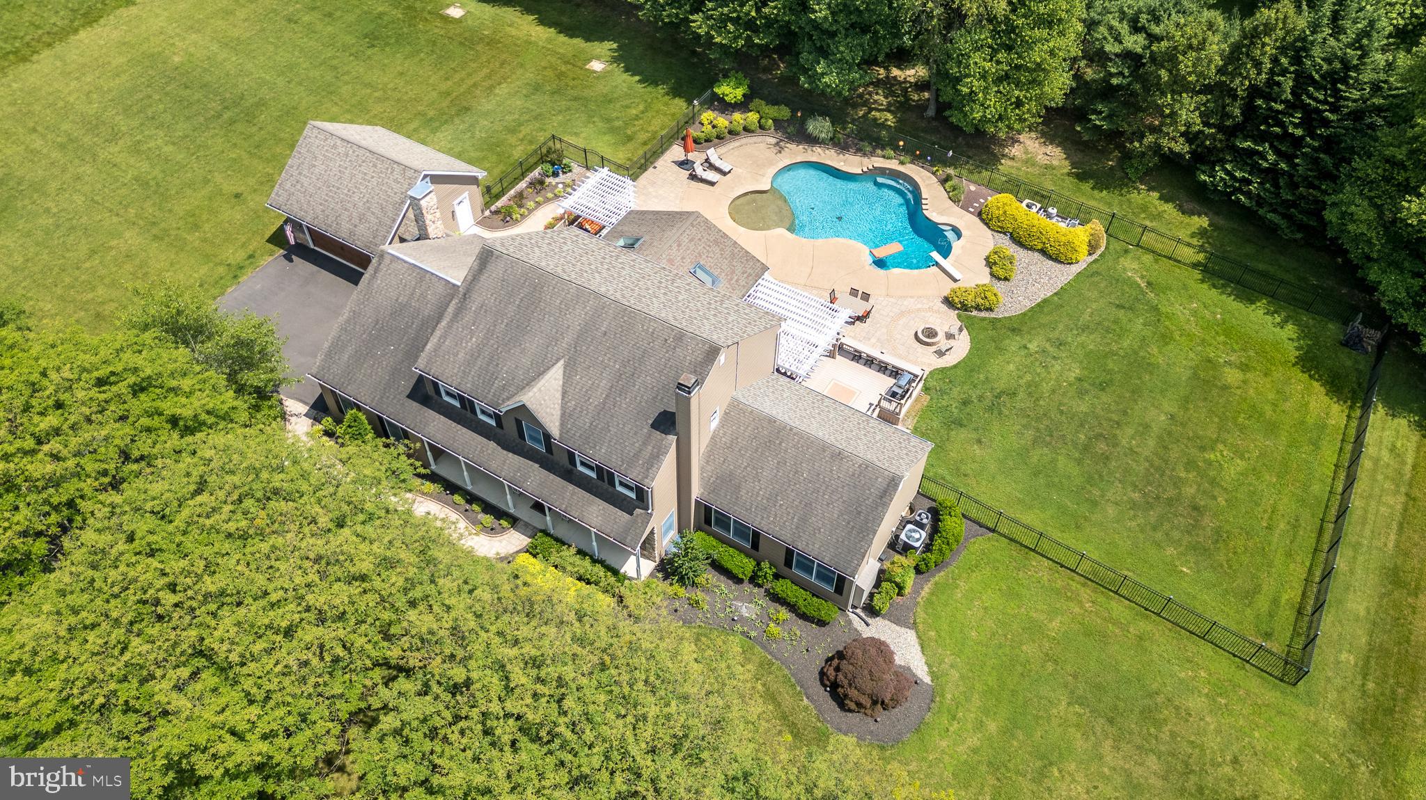 DOYLESTOWN KNOLL - Residential