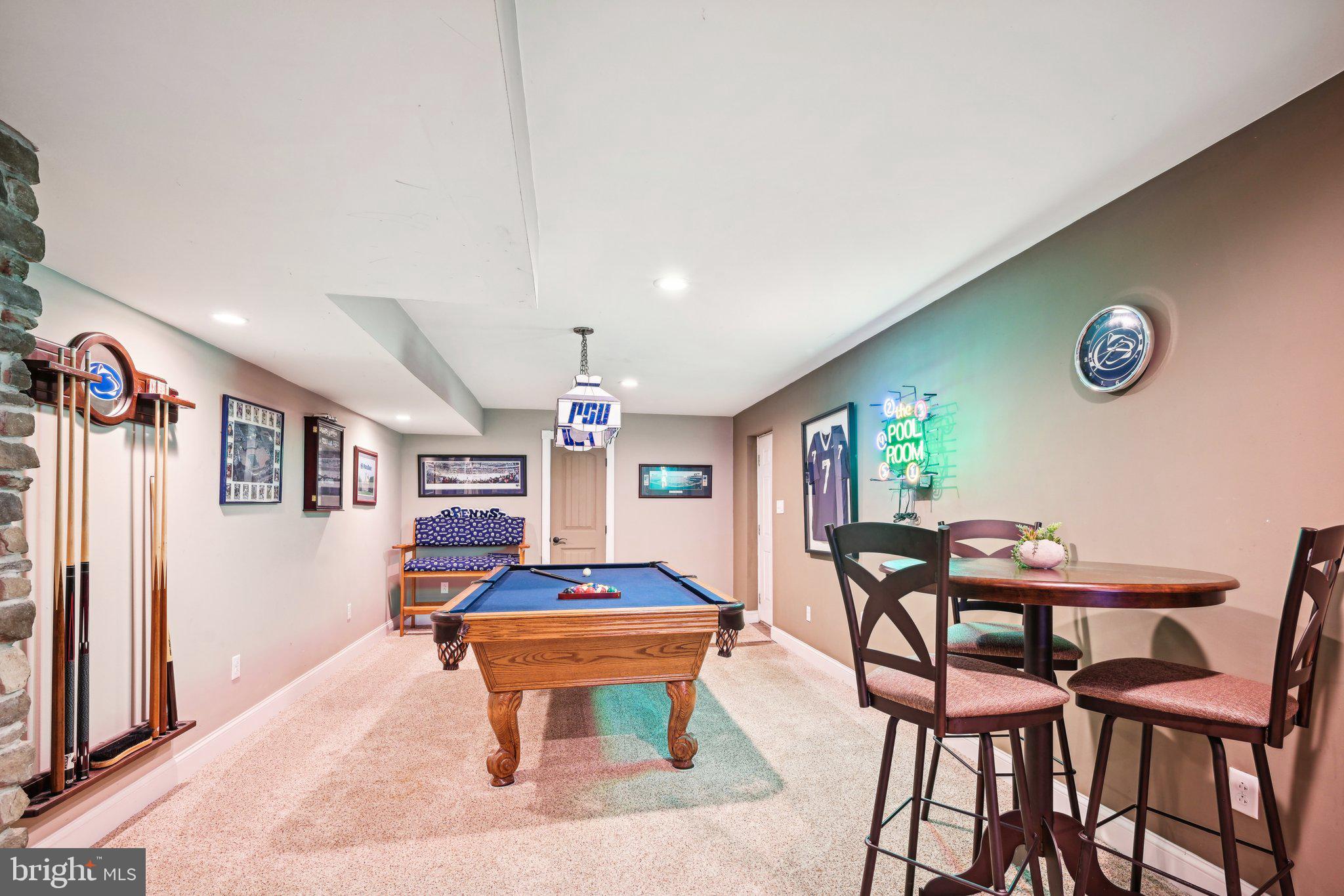 DOYLESTOWN KNOLL - Residential