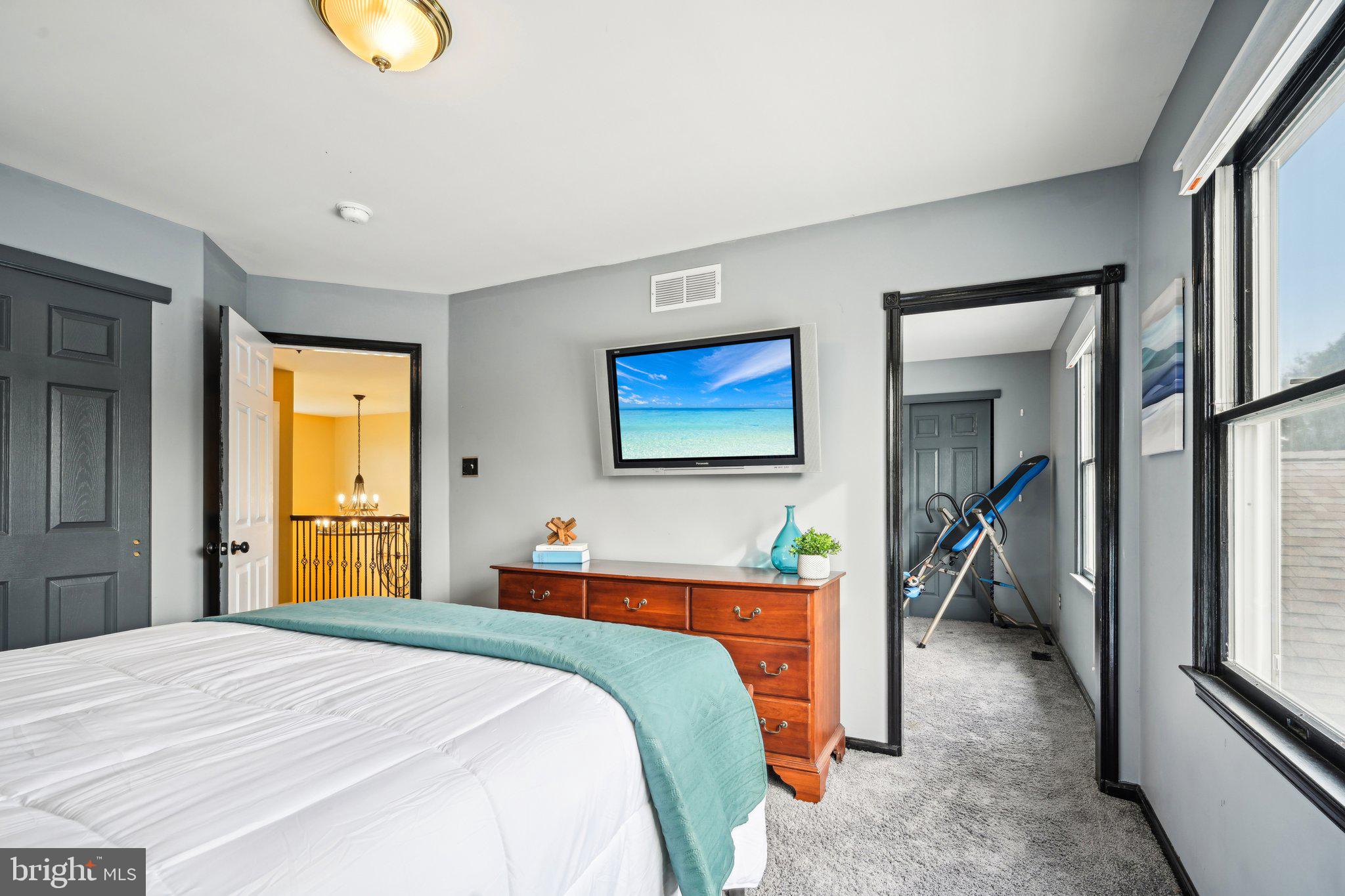 DOYLESTOWN KNOLL - Residential