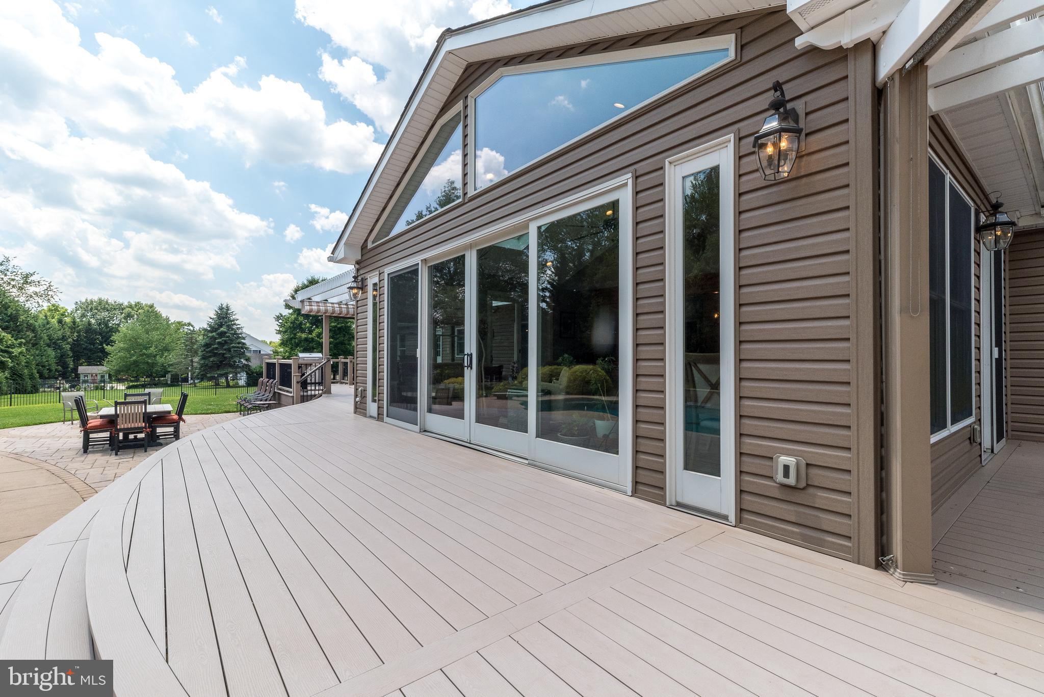 DOYLESTOWN KNOLL - Residential