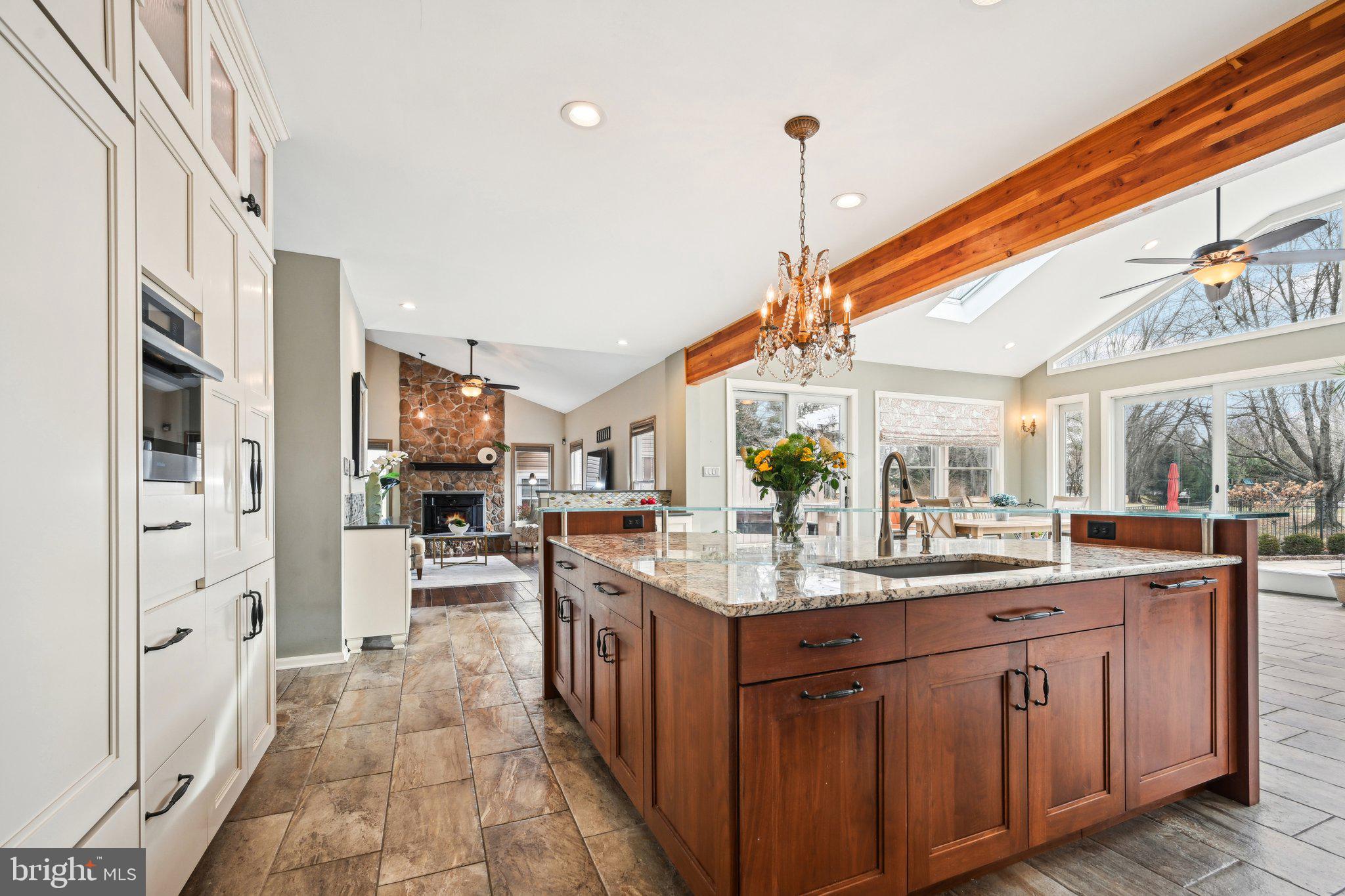 DOYLESTOWN KNOLL - Residential