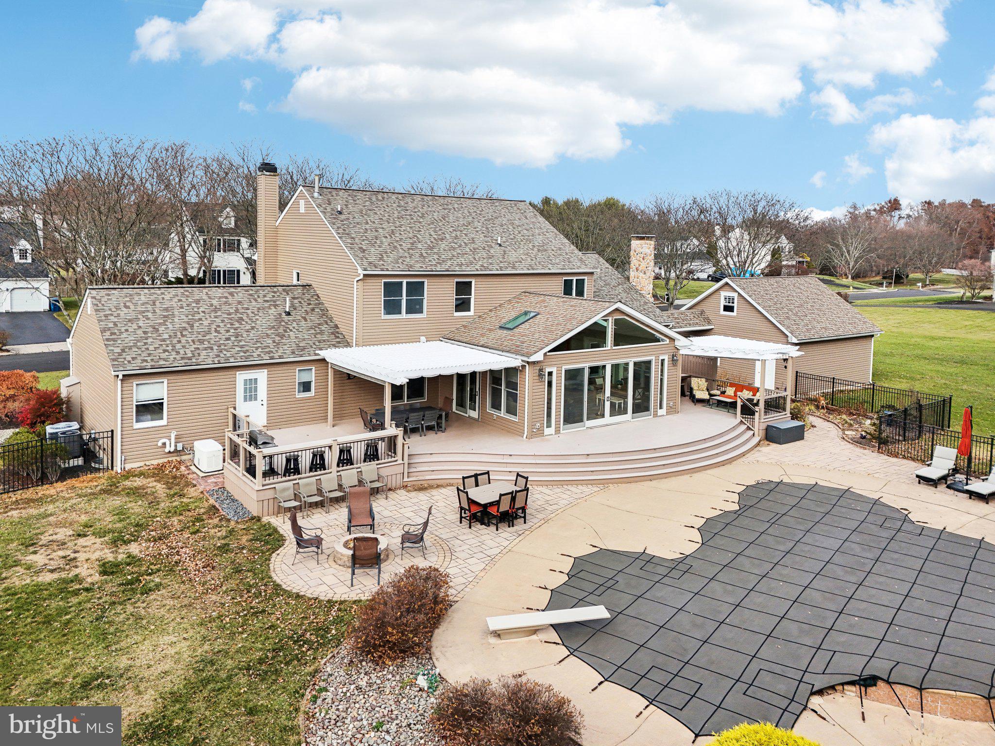 DOYLESTOWN KNOLL - Residential