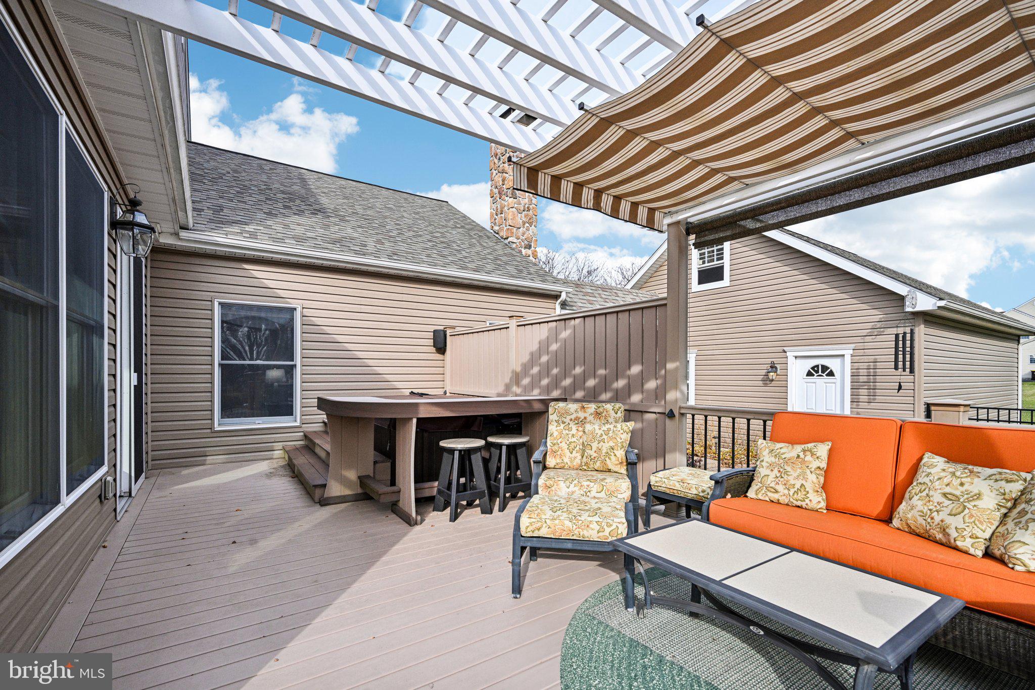 DOYLESTOWN KNOLL - Residential