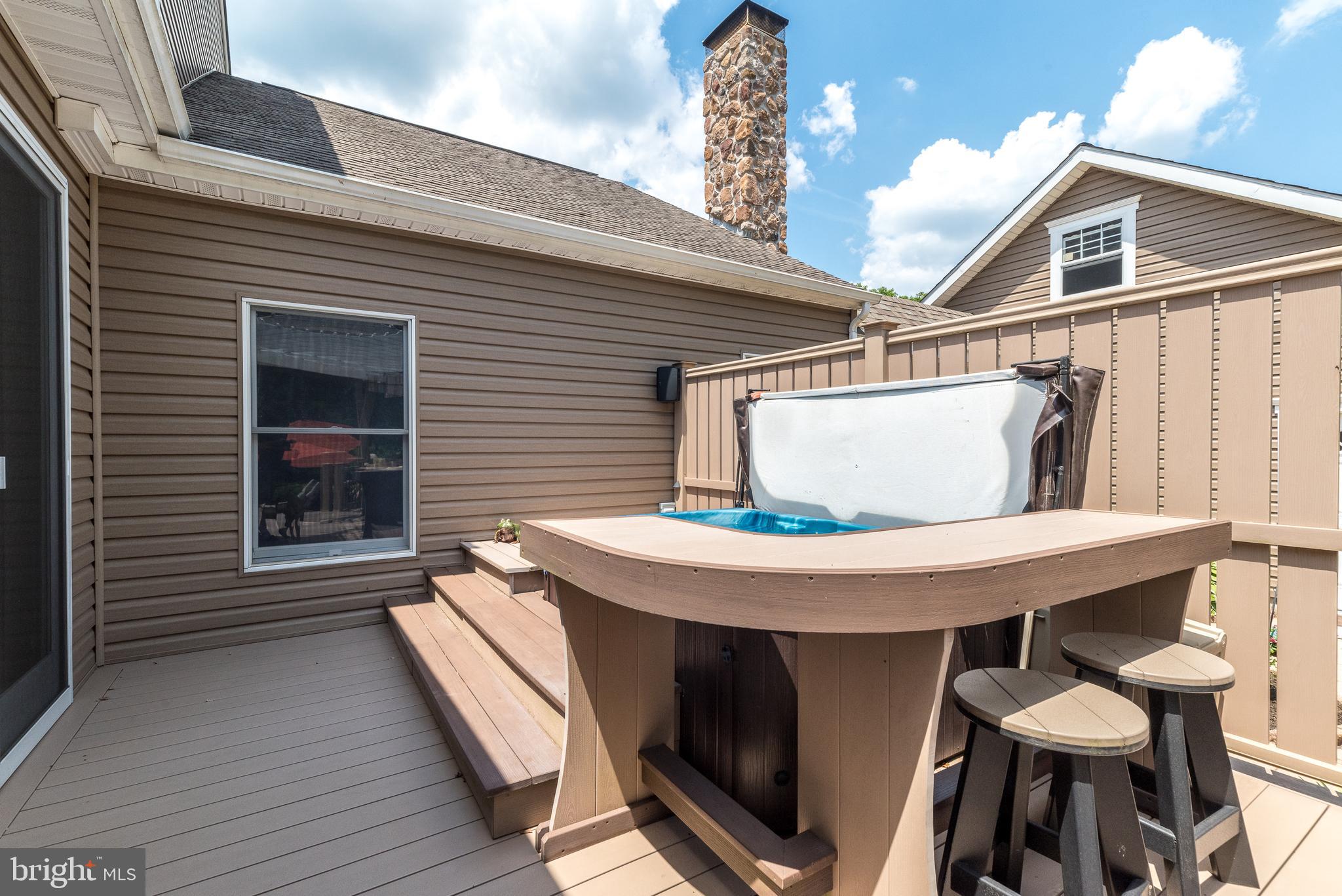 DOYLESTOWN KNOLL - Residential