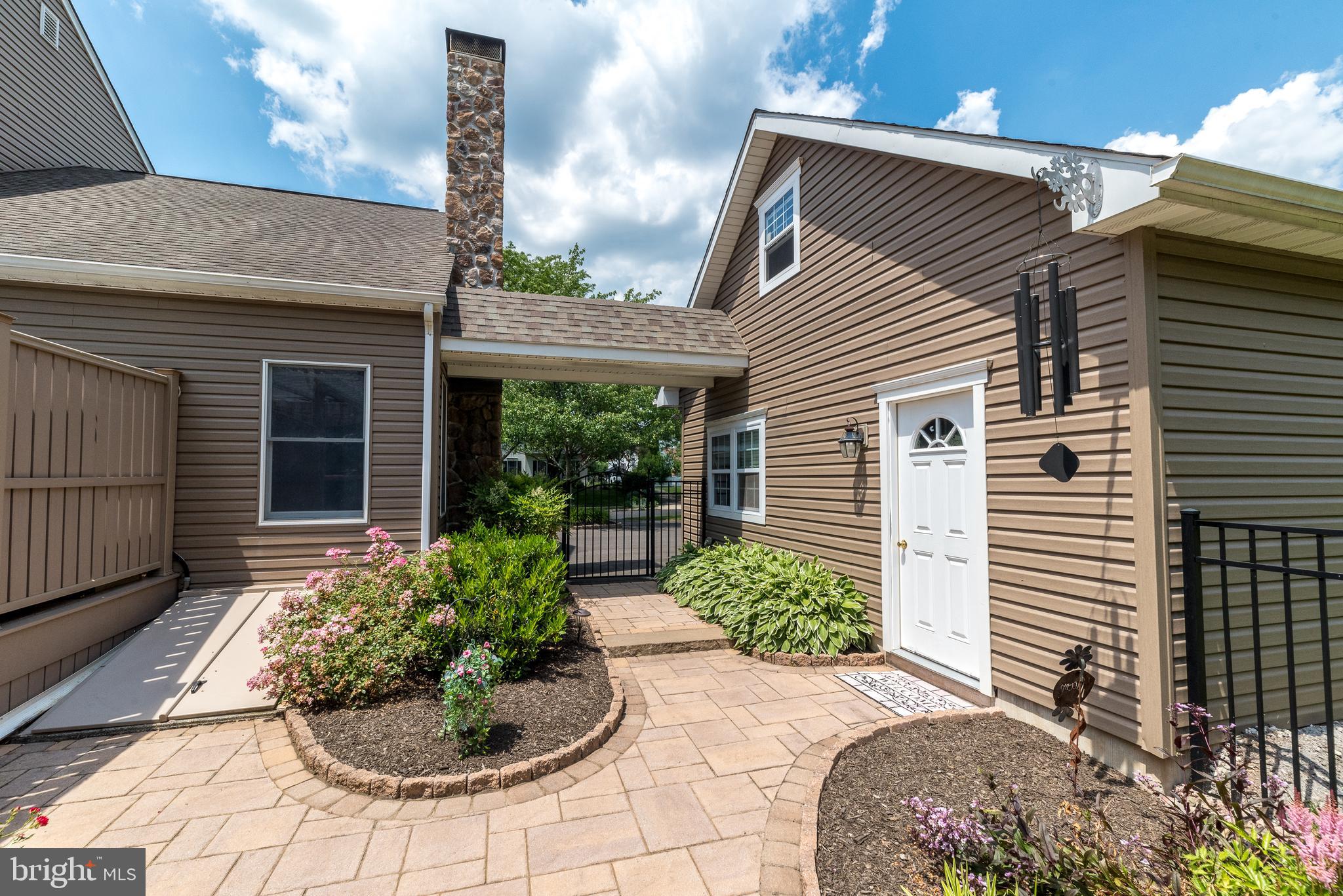 DOYLESTOWN KNOLL - Residential