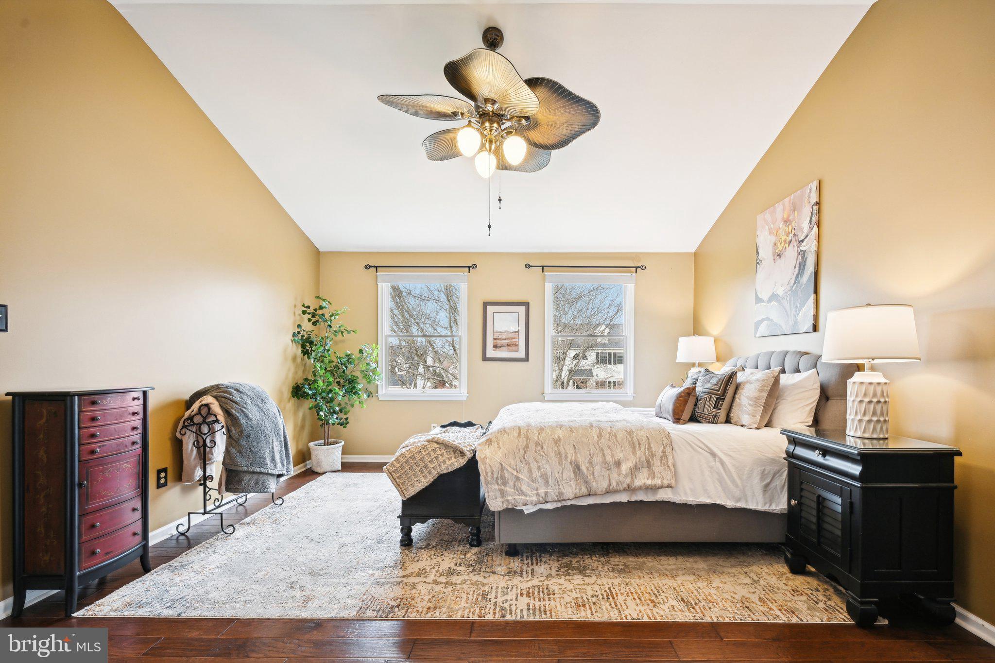 DOYLESTOWN KNOLL - Residential