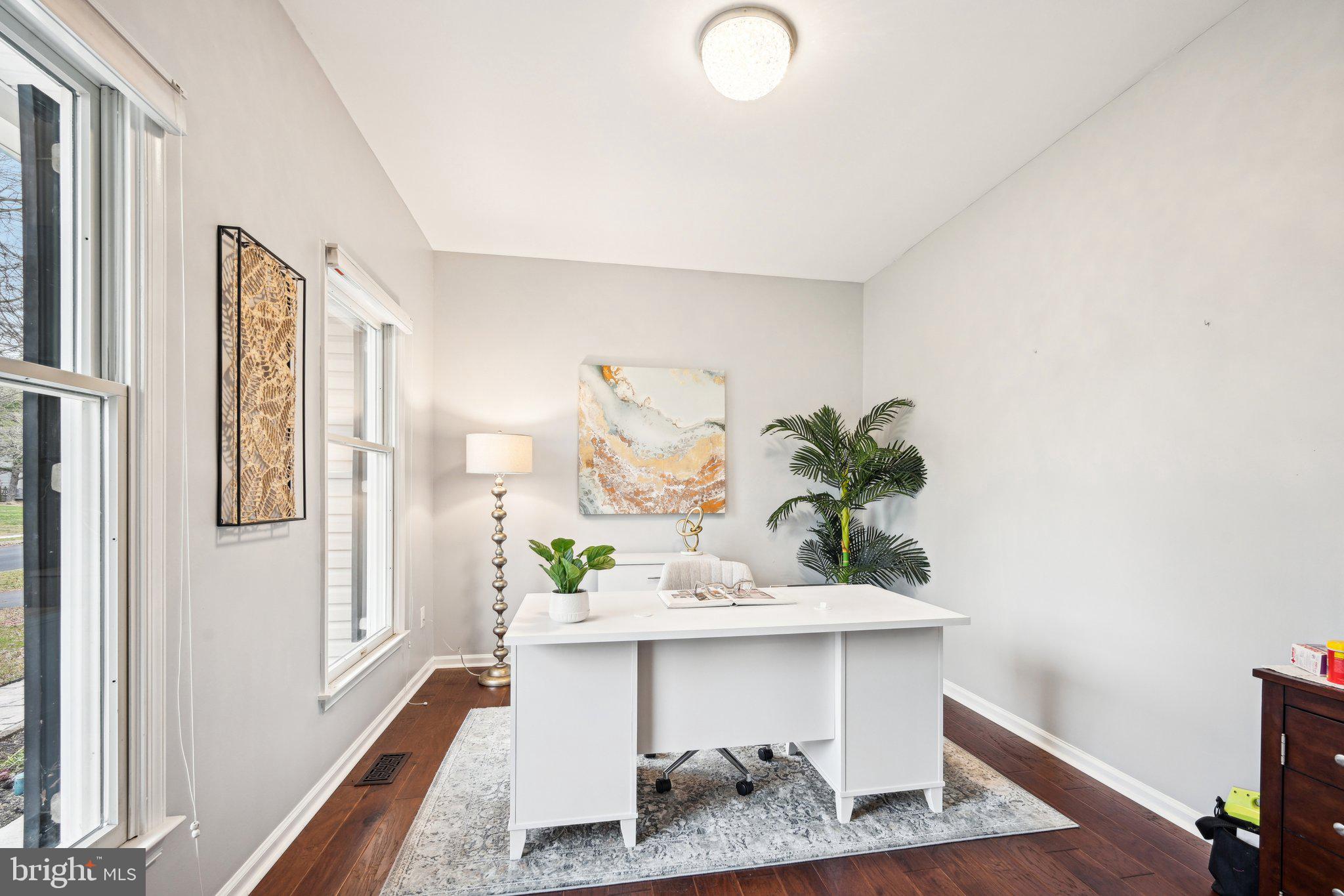 DOYLESTOWN KNOLL - Residential