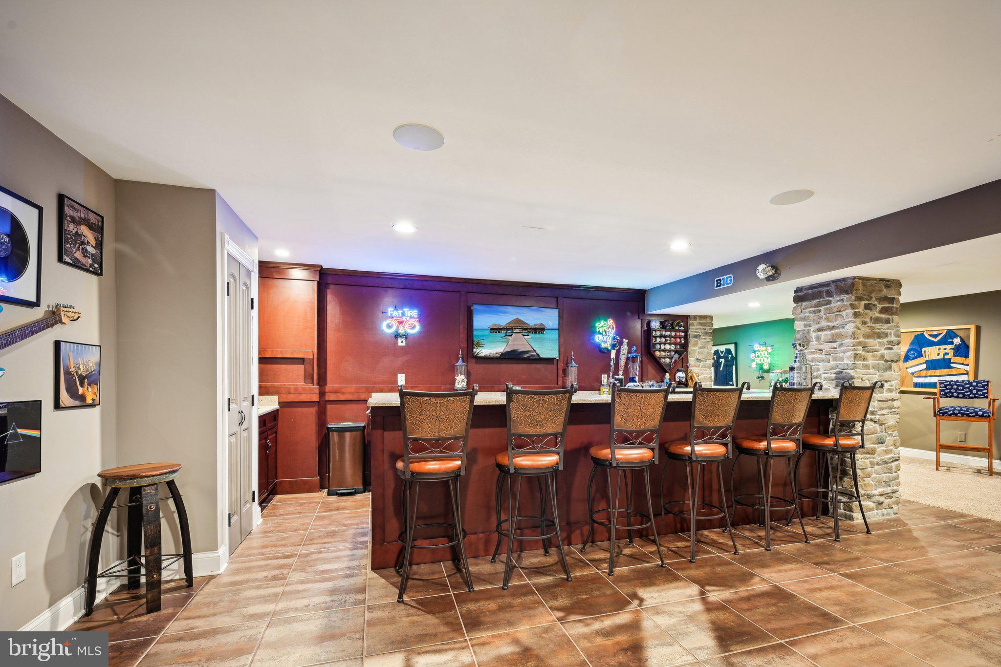 DOYLESTOWN KNOLL - Residential