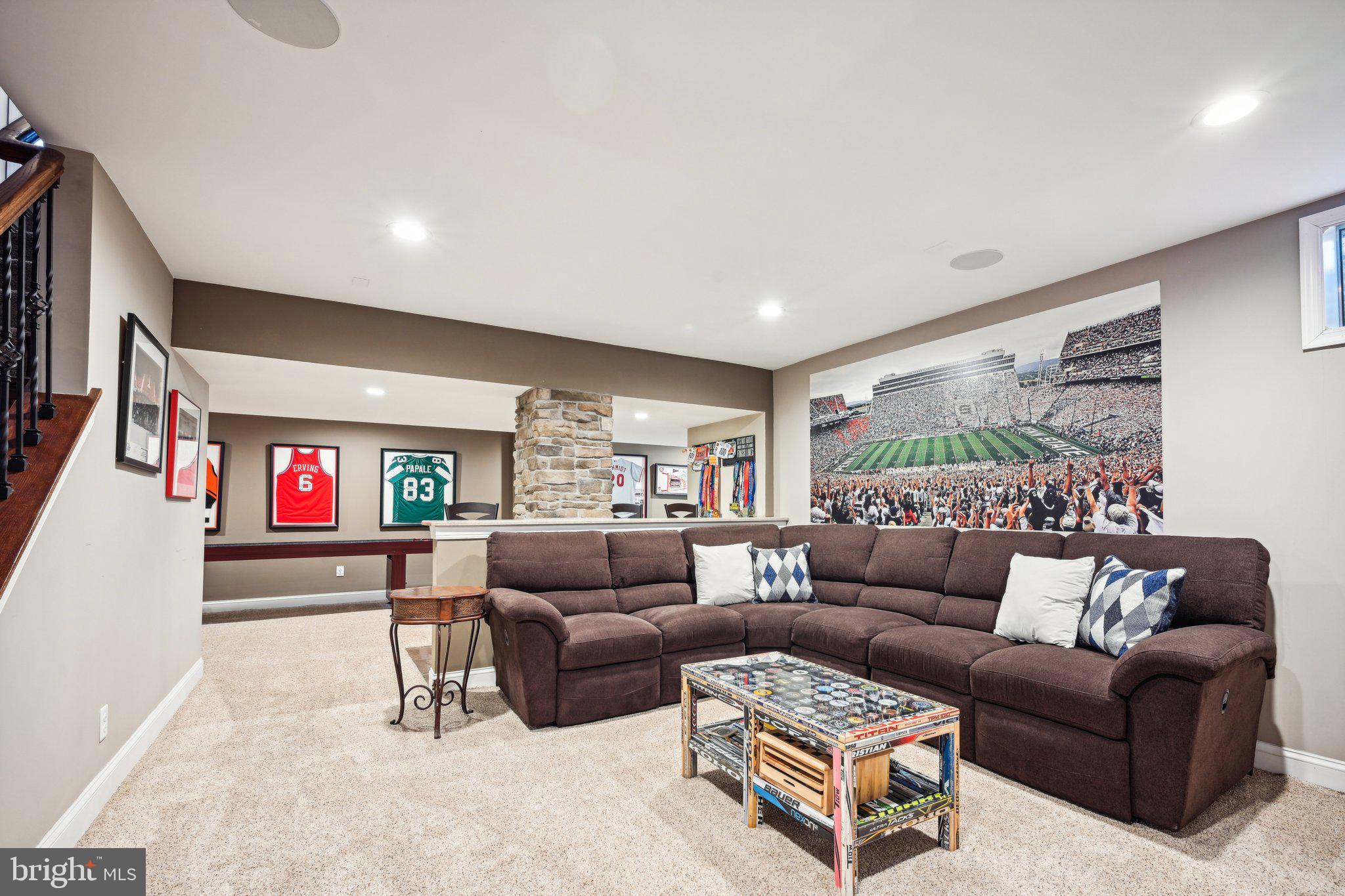 DOYLESTOWN KNOLL - Residential