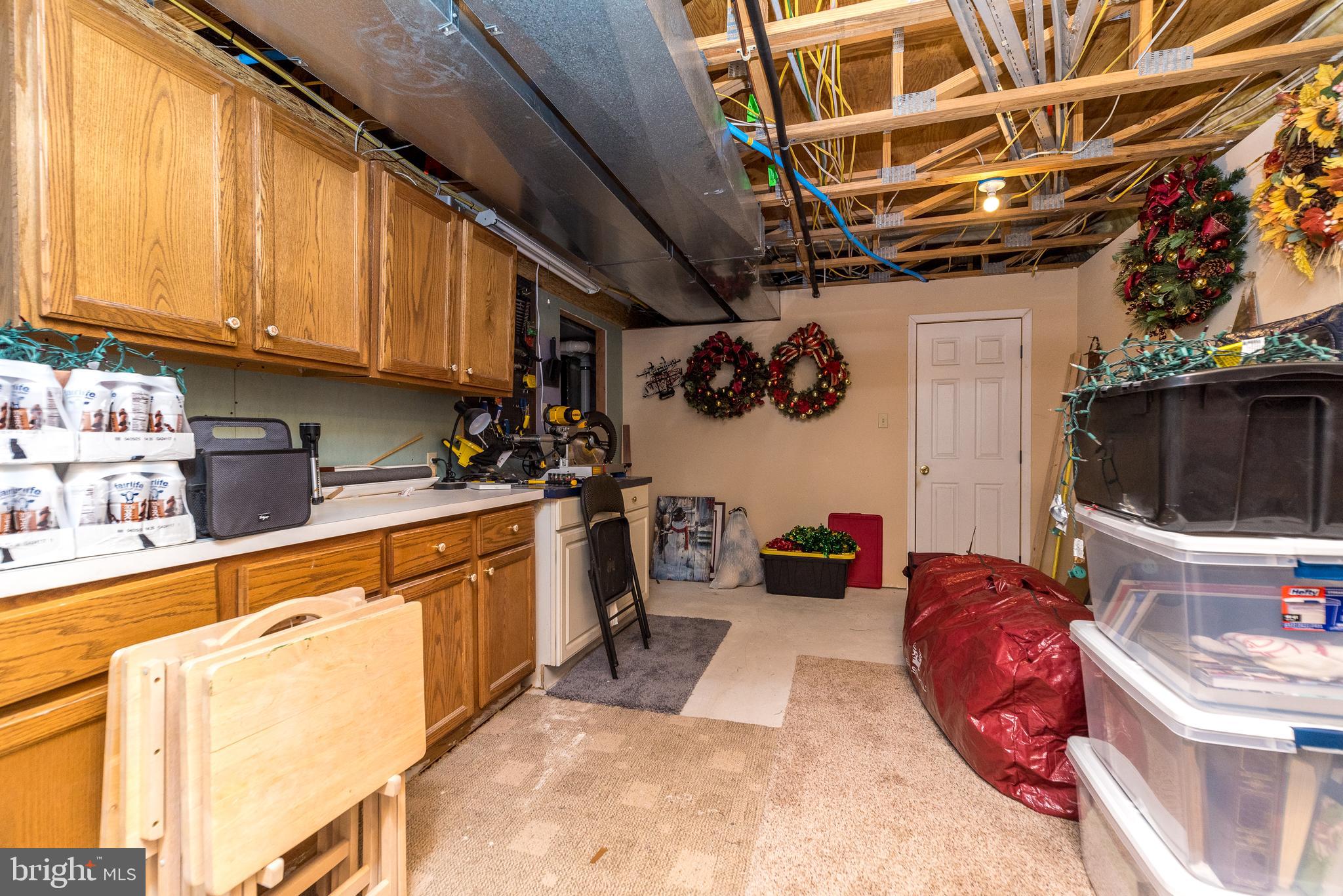 DOYLESTOWN KNOLL - Residential