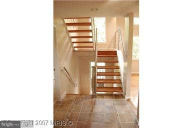 HARRISON GROVE - Residential