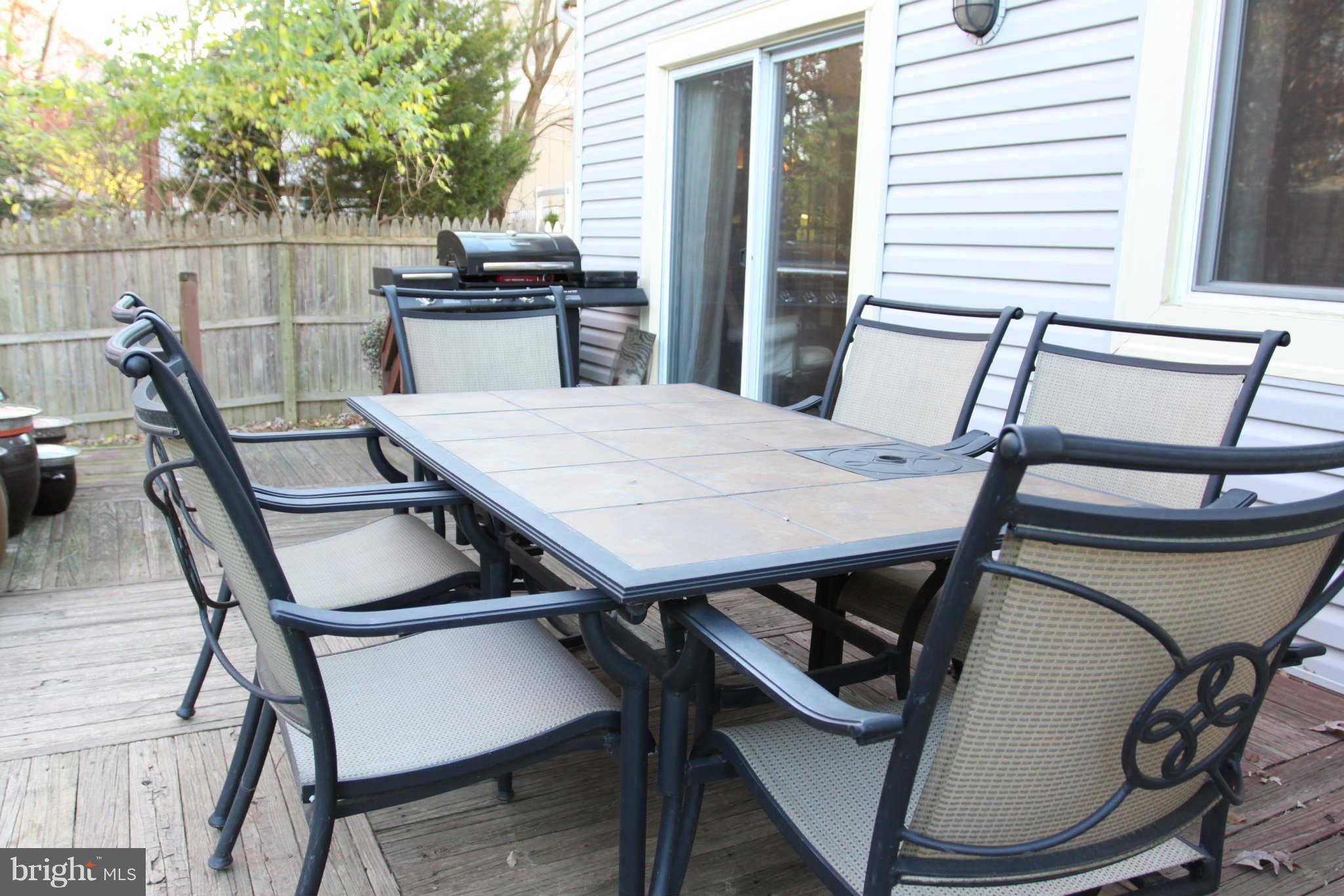 HARRISON GROVE - Residential