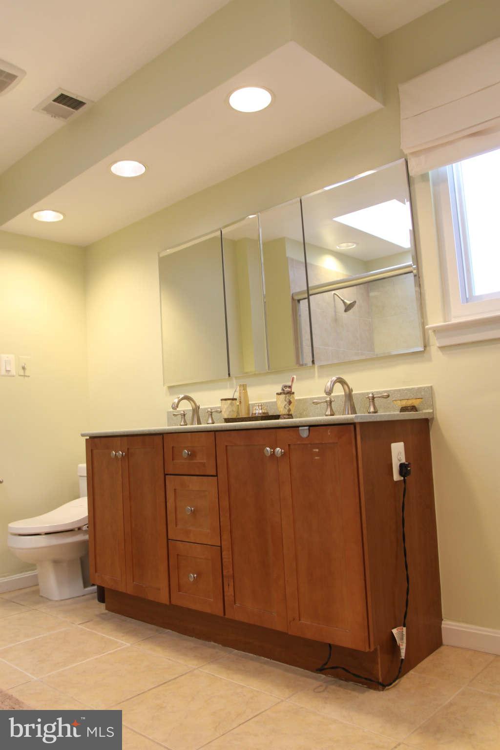 HARRISON GROVE - Residential