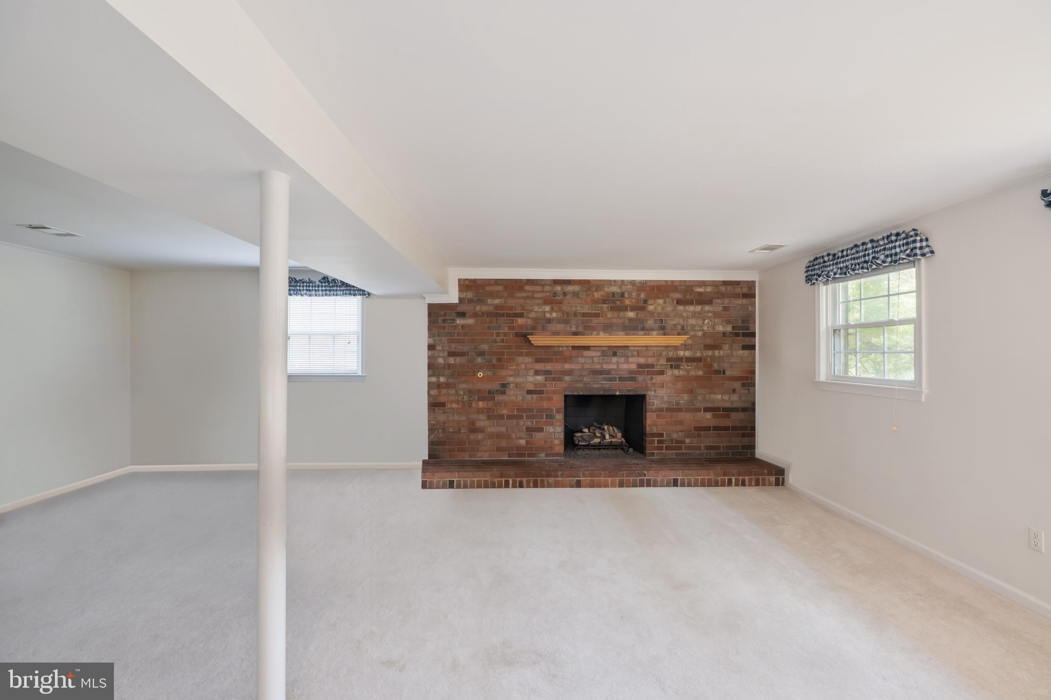 HAYFIELD FARM - Residential Lease