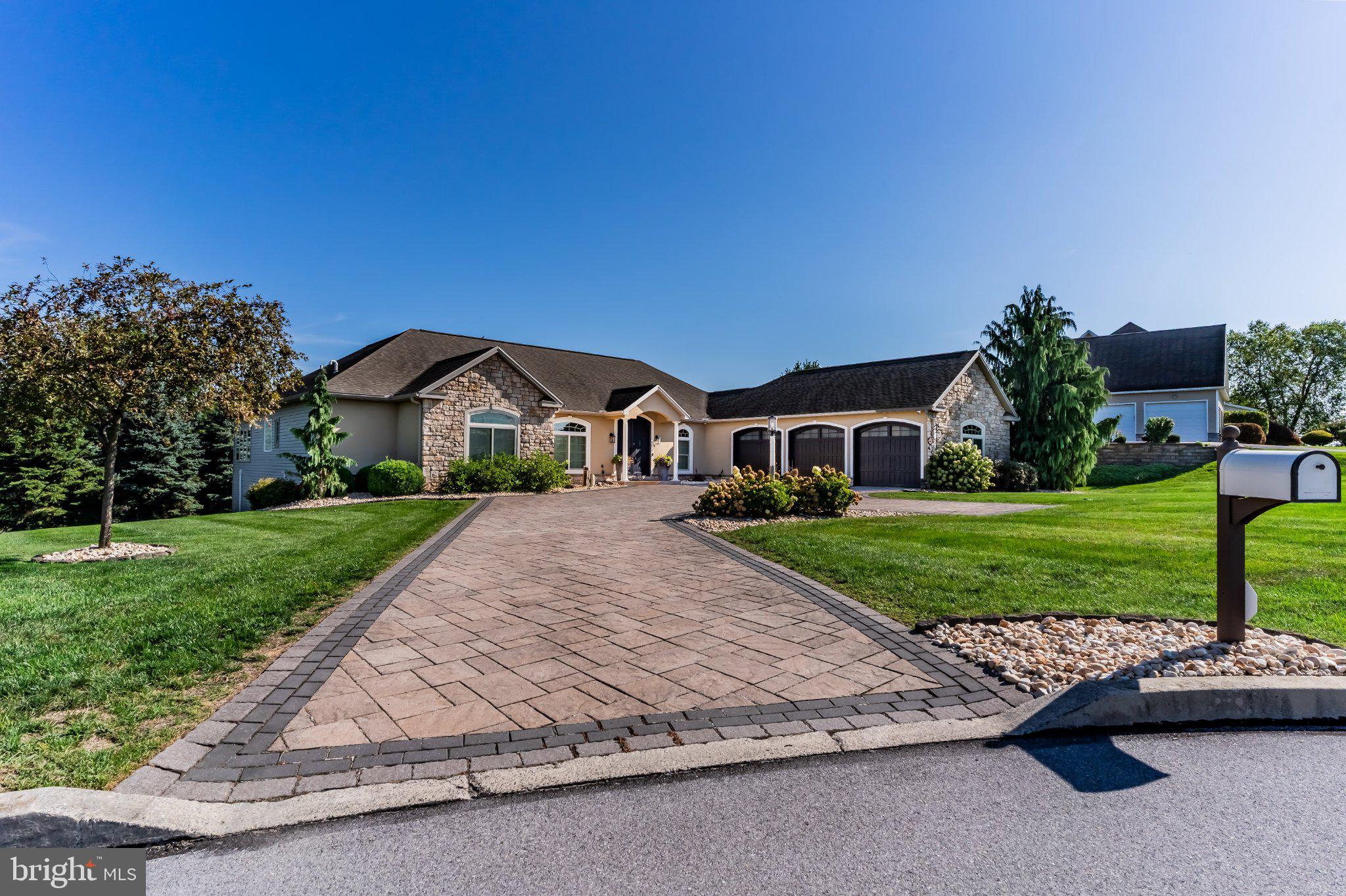 6208 LOOKOUT DRIVE