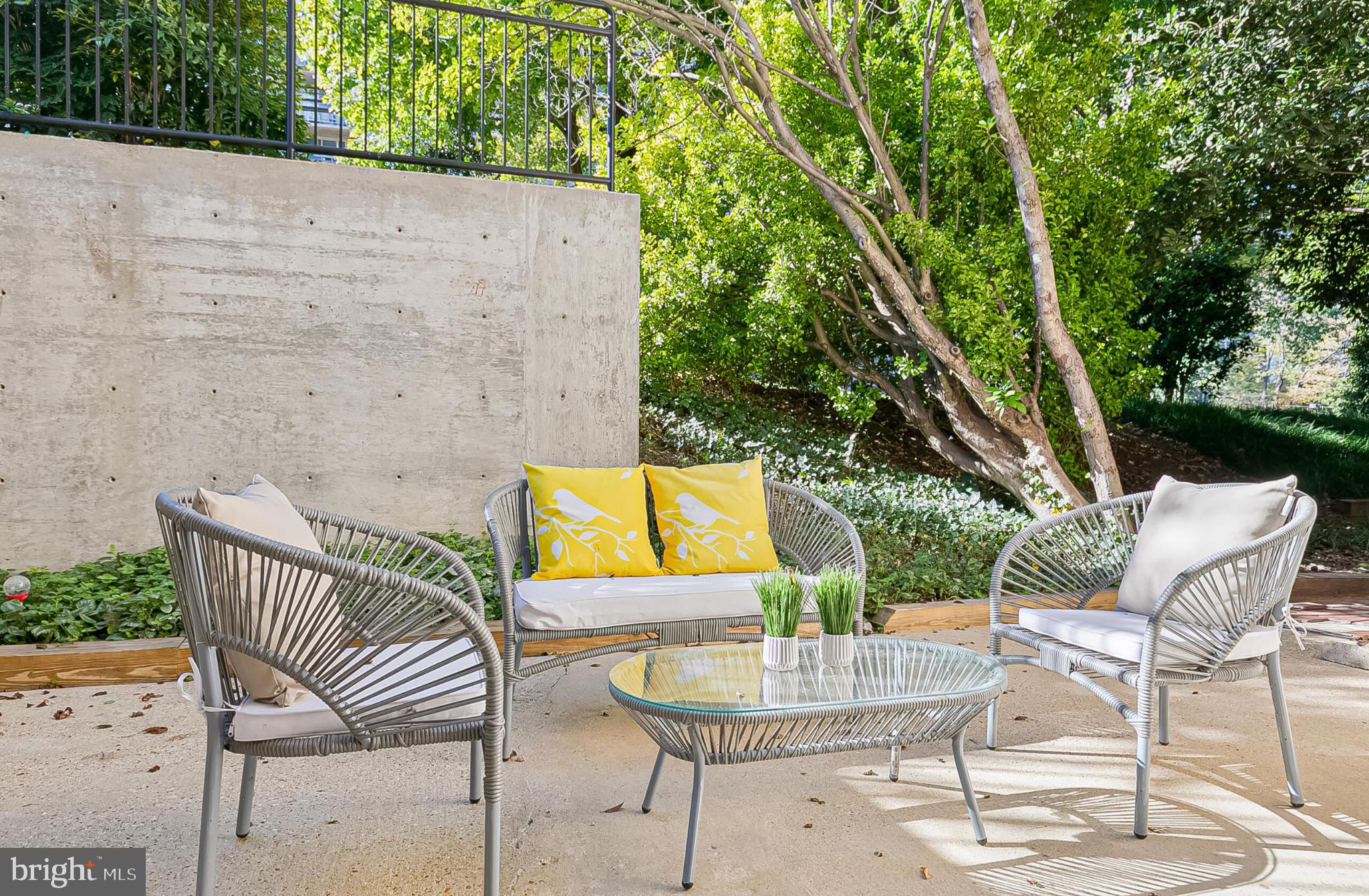 CITY COMMONS - Residential