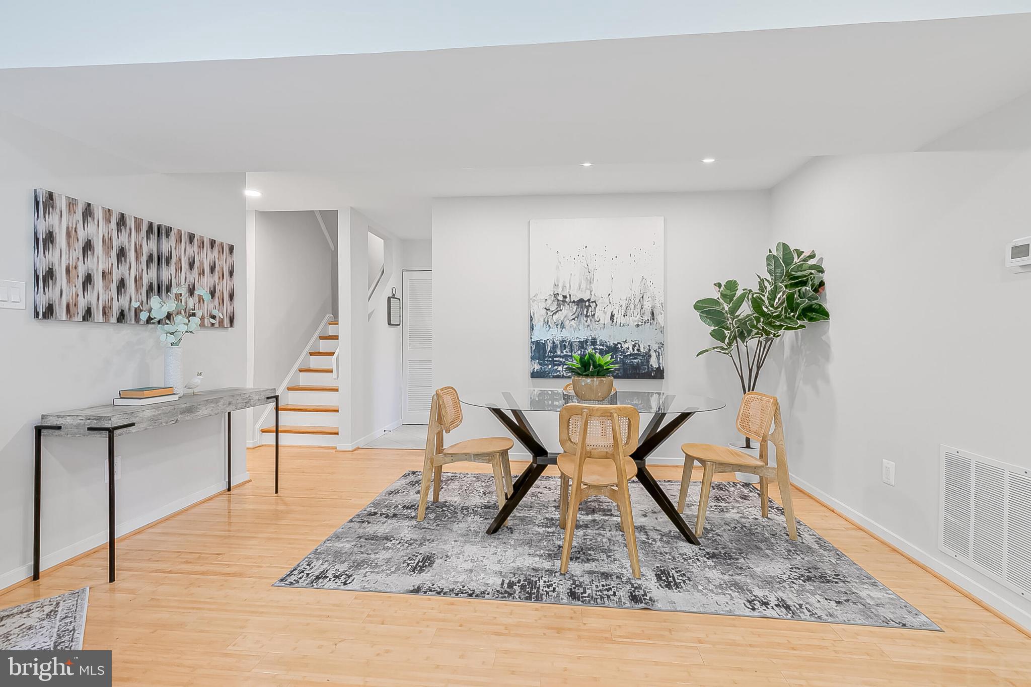 CITY COMMONS - Residential