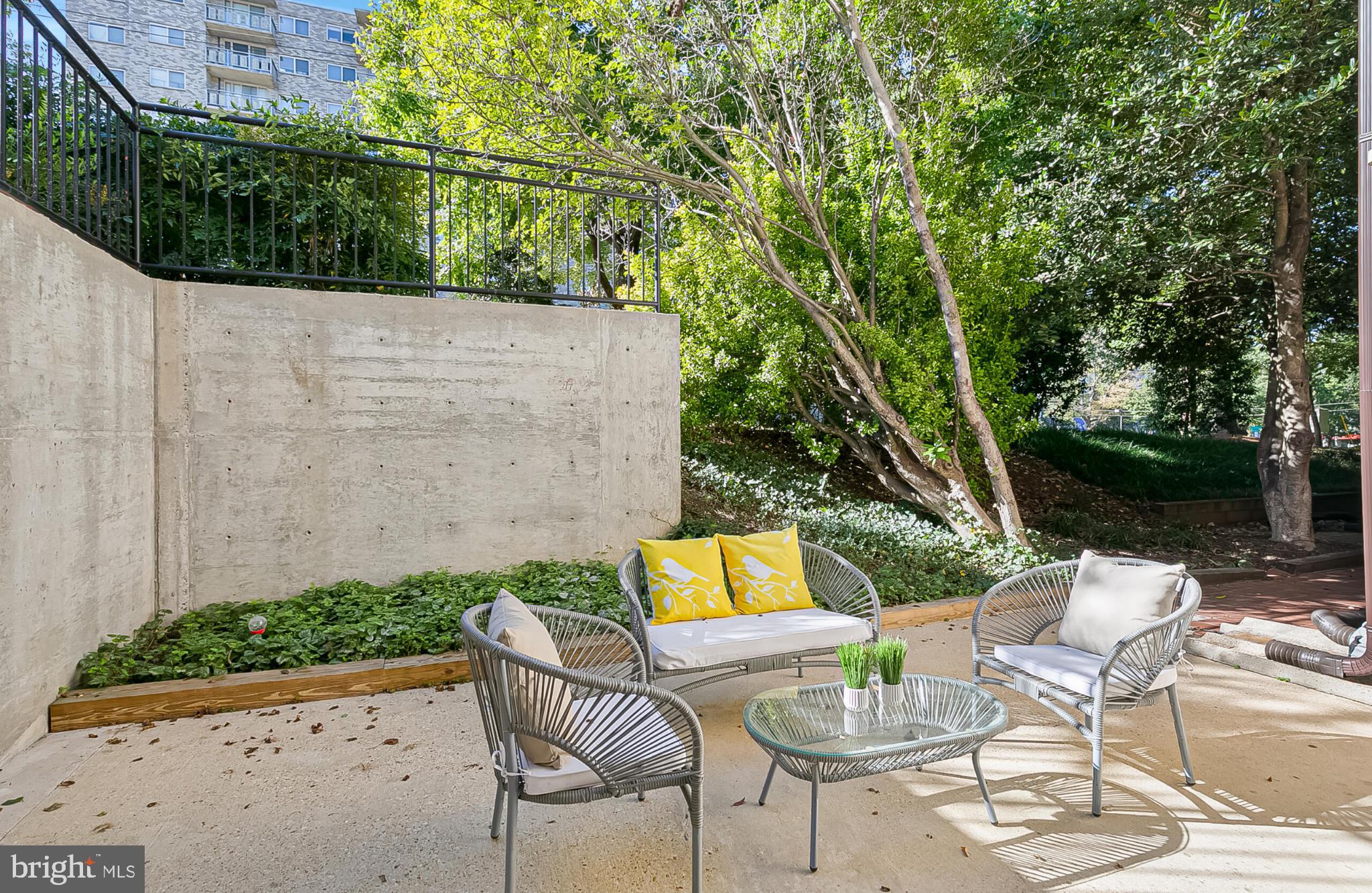 CITY COMMONS - Residential