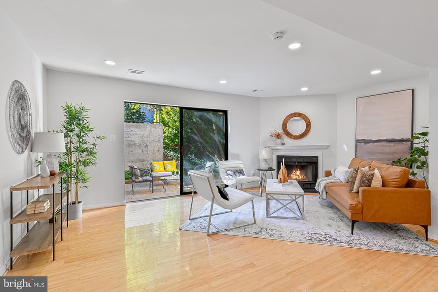 Welcome to 8912 Battery Place, a stylish and comfortable condo in the heart of Bethesda. With 1,334 square feet of living space, this home offers two spacious bedrooms and two and a half baths, blending modern design with everyday comfort.
The main level features an open layout with recessed lighting, clean lines, and a warm fireplace that brings the living area together. The kitchen connects seamlessly to the dining and living spaces, creating a natural flow for entertaining or quiet nights at home.
Upstairs, both bedrooms are generous in size and include their own en-suite bathrooms, providing privacy and convenience. Additional highlights include an in-unit washer and assigned parking for easy living.
Set in a sought-after Bethesda neighborhood, you’ll enjoy being close to shops, dining, and everything downtown Bethesda has to offer — all while tucked away in a peaceful residential setting.
Modern, comfortable, and perfectly located — this is a great place to call home.