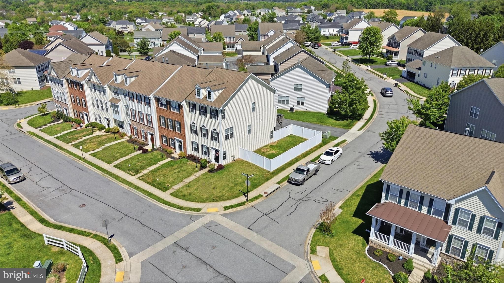 BRINKLEY MANOR - Residential