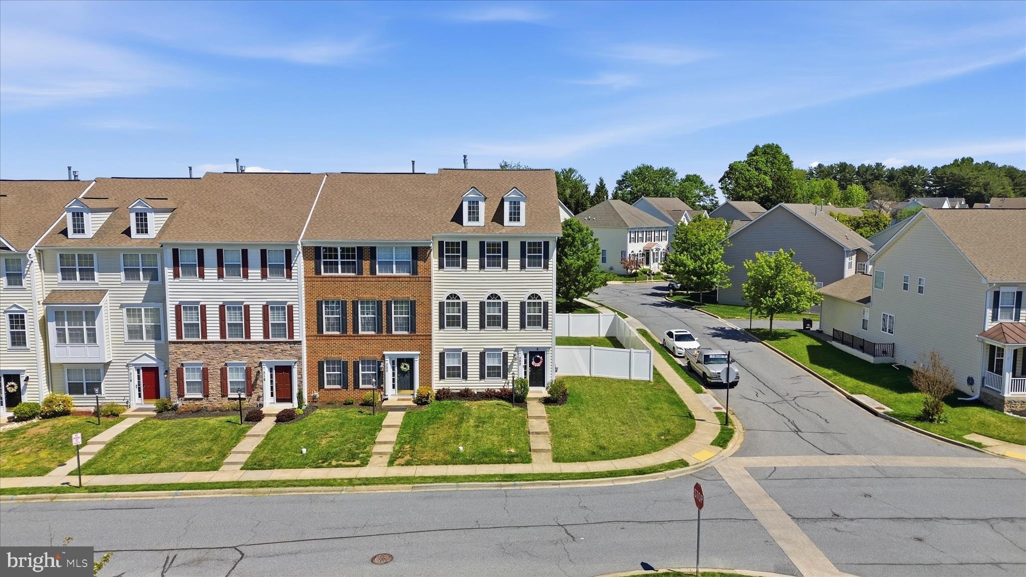 BRINKLEY MANOR - Residential