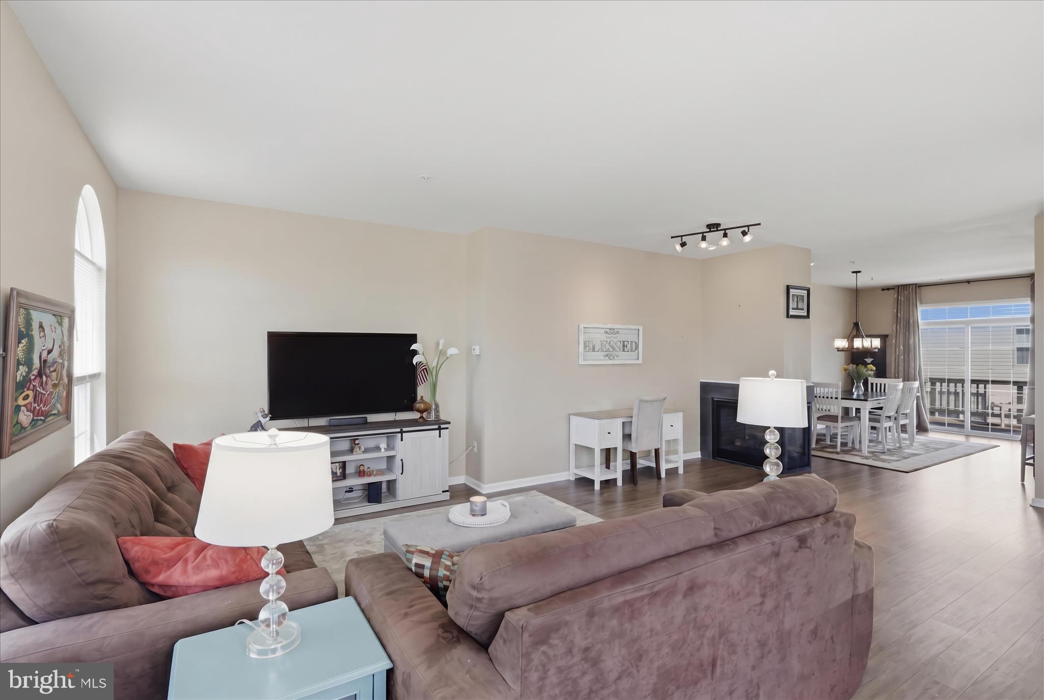 BRINKLEY MANOR - Residential